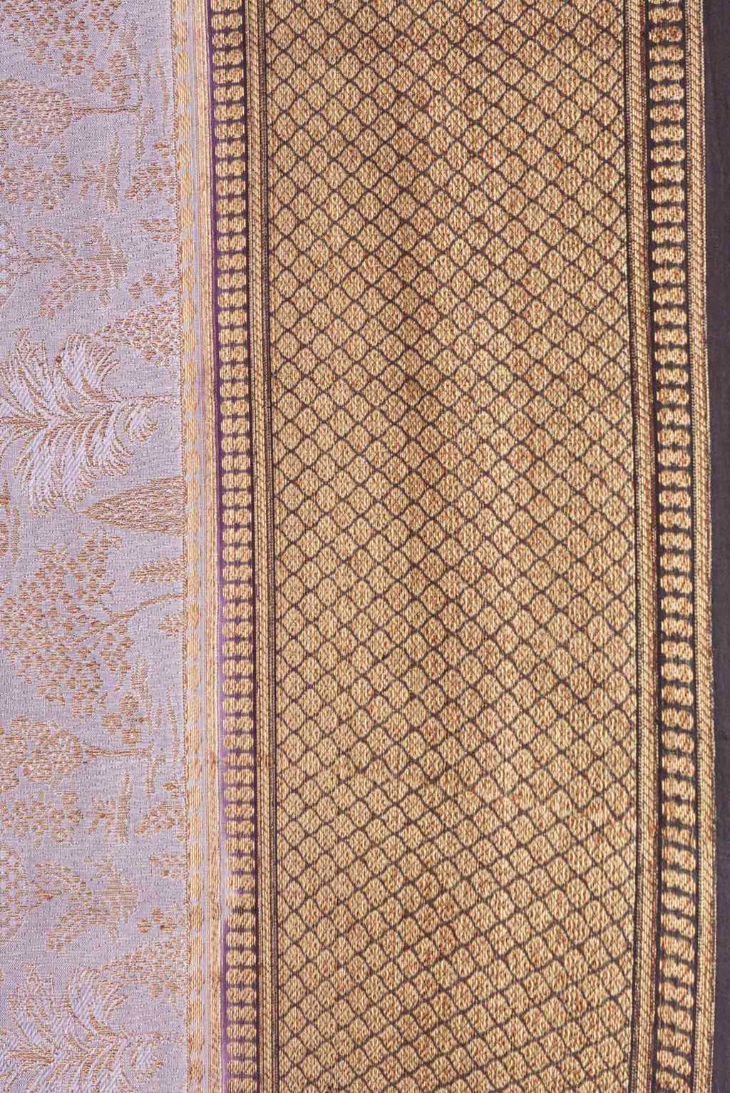 Border image of Lavender Dual Tone Banarasi Georgette Saree with Zari Brocade on the body and Zari Border. 