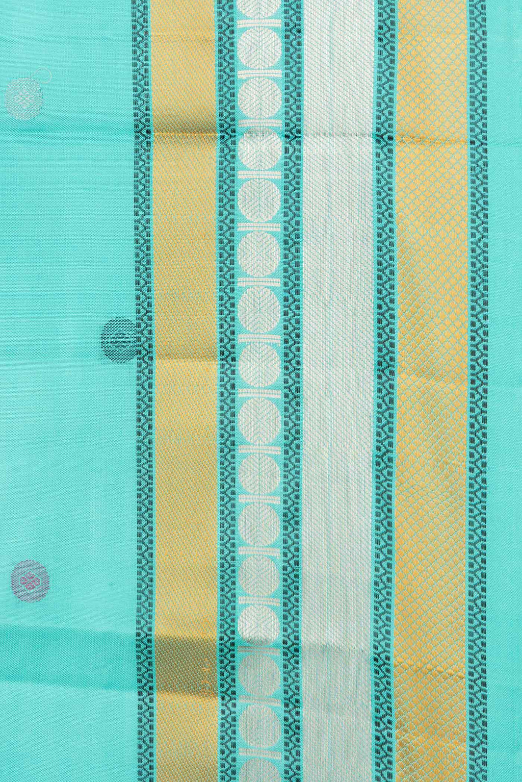 Border image of Sea Green Dual Tone Kanchipuram Silk Saree with Zari And Thread Butta on the body and Zari And Thread Border. 