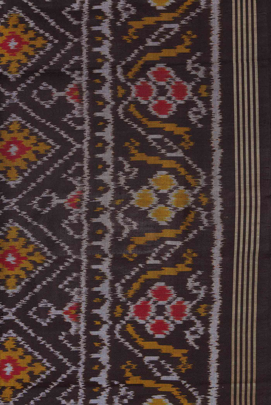Border image of Black Pochampally Silk Saree with Pure Ikat on the body and Plain Border