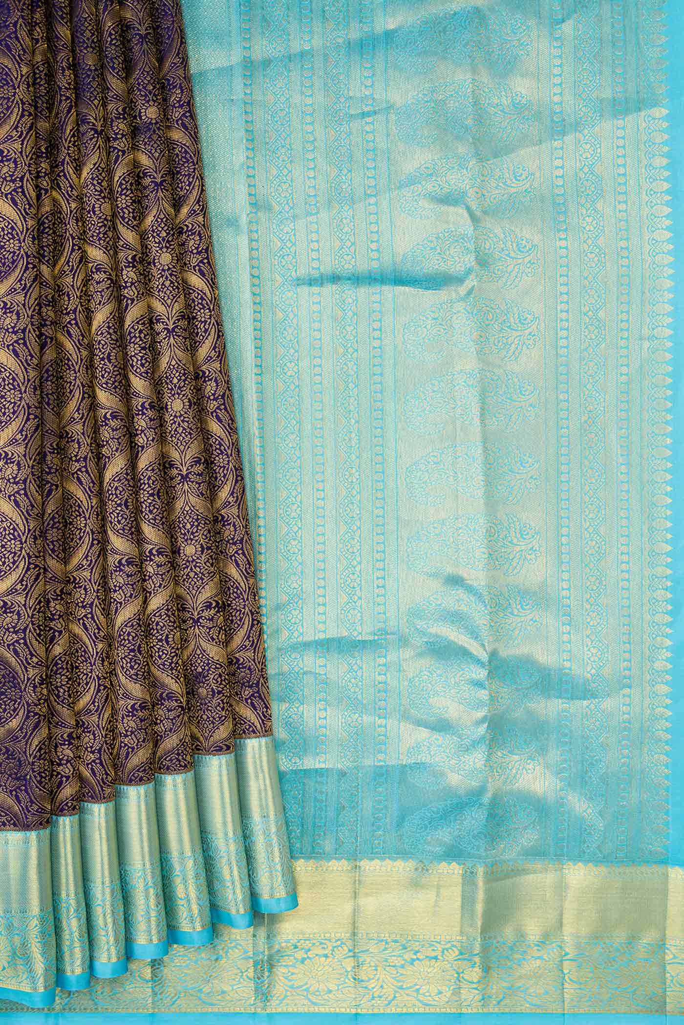 Pleats and pallu of Navy Blue Dual Tone Kanchipuram Silk Saree with Zari Brocade on the body and Zari Border. 