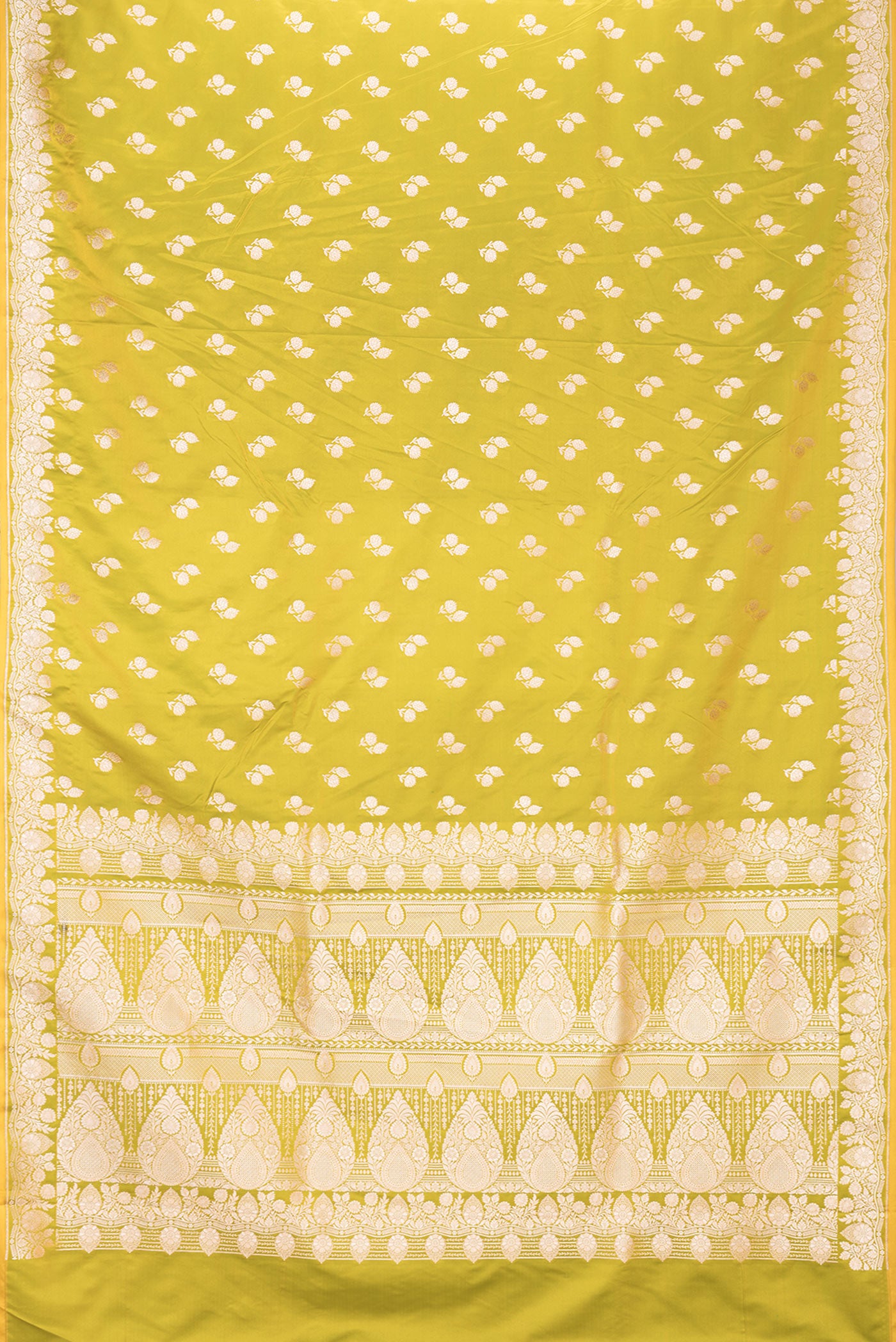 Flat view of Mehandi Green Dual Tone Banarasi Silk Saree with Zari Butta on the body and Fancy Border. 