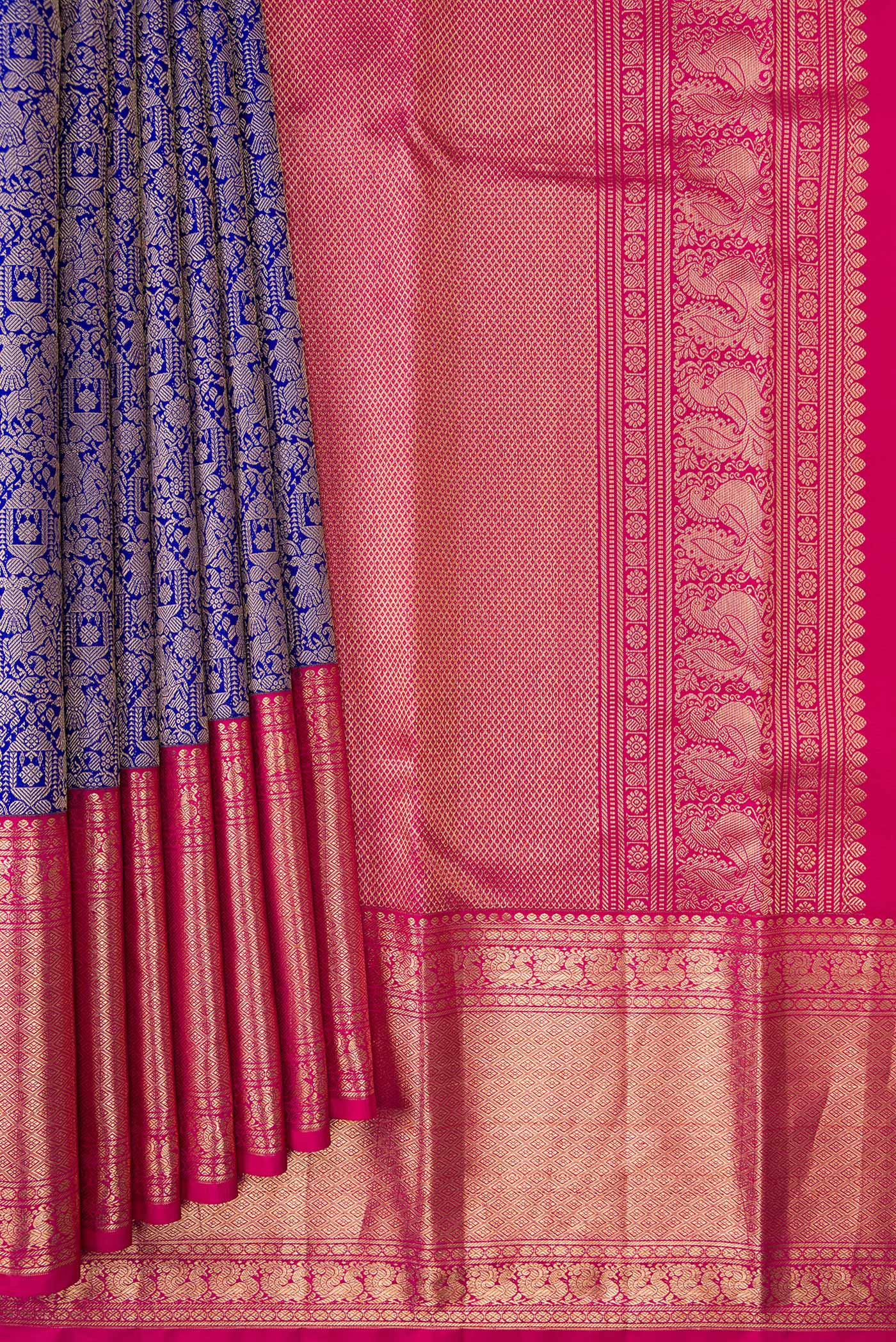 Pleats and pallu of Royal Blue Dual Tone Kanjivaram Silk Saree with Zari Brocade on the body and Zari Border. 