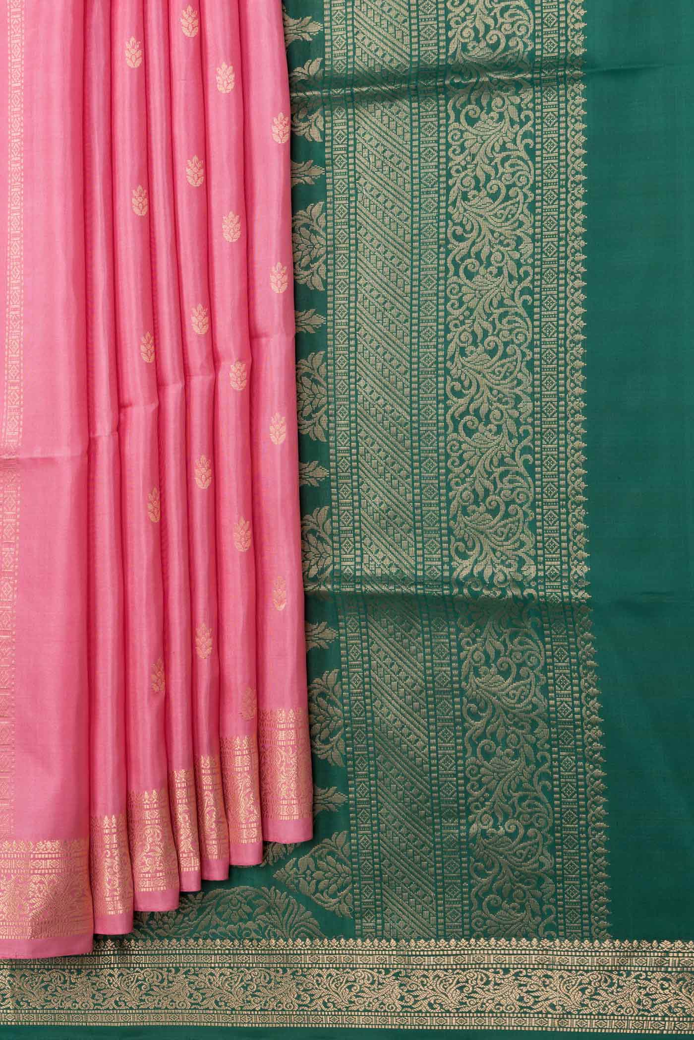 Pleats and pallu of Pink Dual Tone Soft Silk Saree with Zari Butta on the body and Zari Border. 