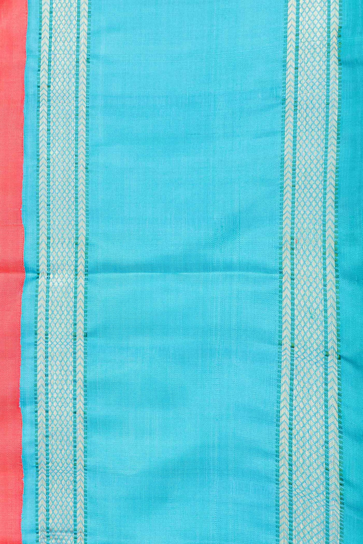 Border image of Pure Silk Pure Zari Pink Dual Tone Kanchipuram Saree with Zari And Thread Butta on the body and Zari Border