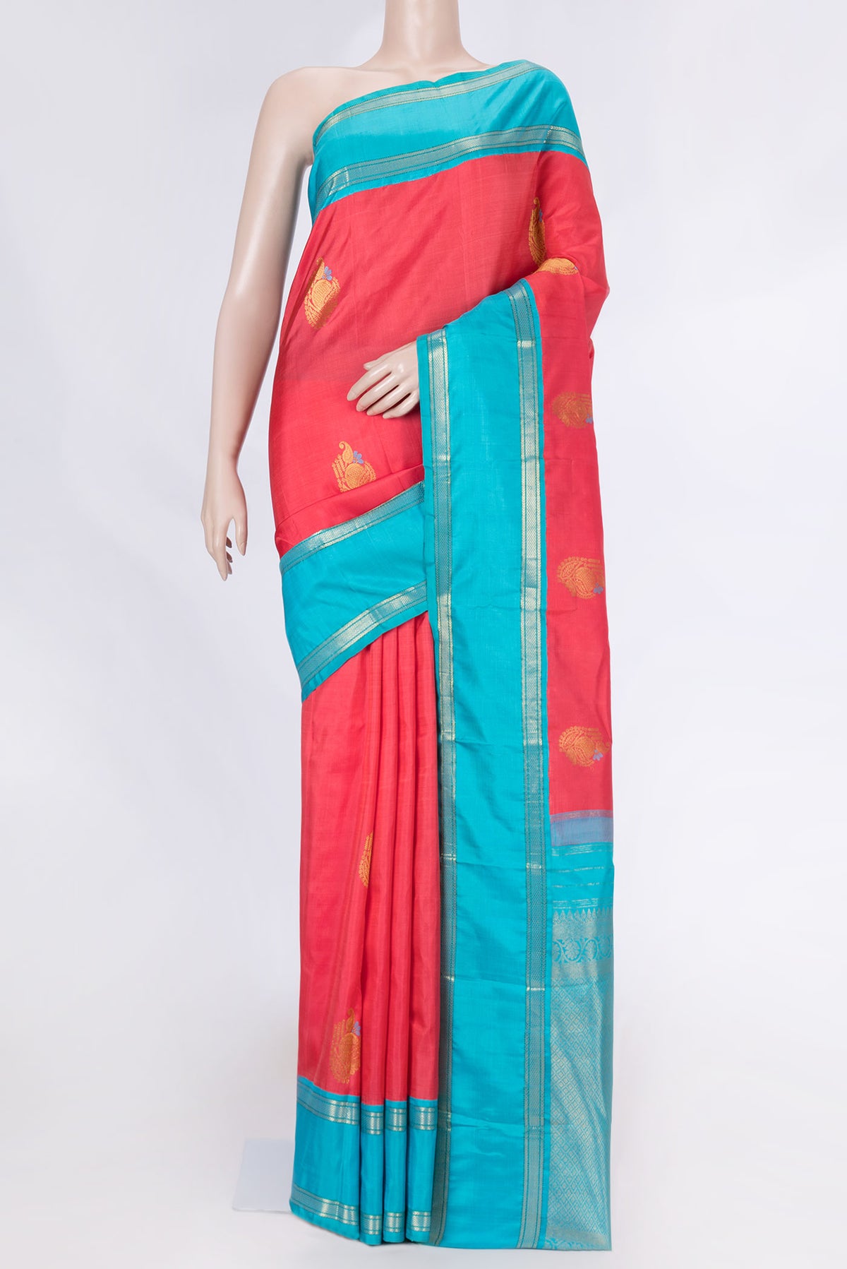 Pure Silk Pure Zari Pink Dual Tone Kanchipuram Saree with Zari And Thread Butta on the body and Zari Border displayed on a mannequin