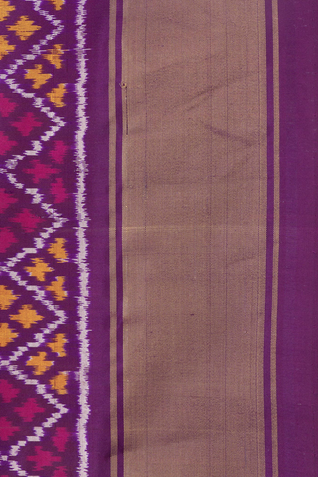 Border image of Purple Dual Tone Double Ikat Saree with Ikat Print on the body and Ikat Border. 