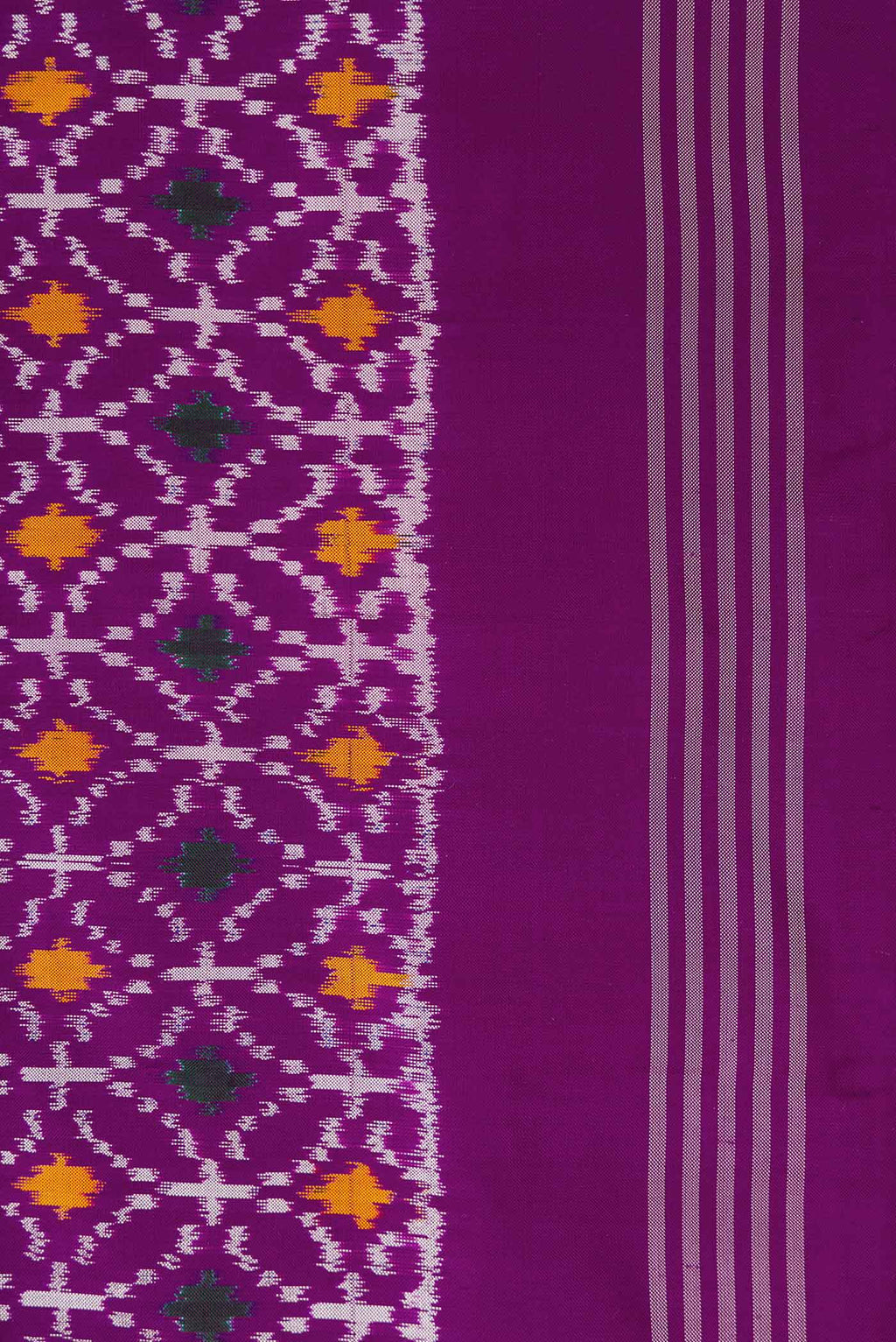 Border image of Purple Pochampally Silk Saree with Pure Ikat on the body and Plain Border