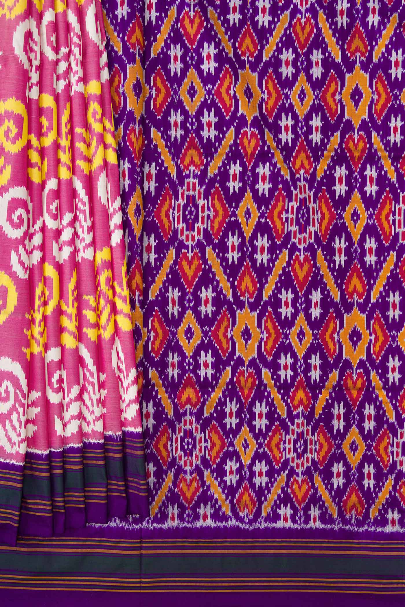 Pleats and pallu of Rose pink Pochampally Silk Saree with Pure Ikat on the body and Plain Border