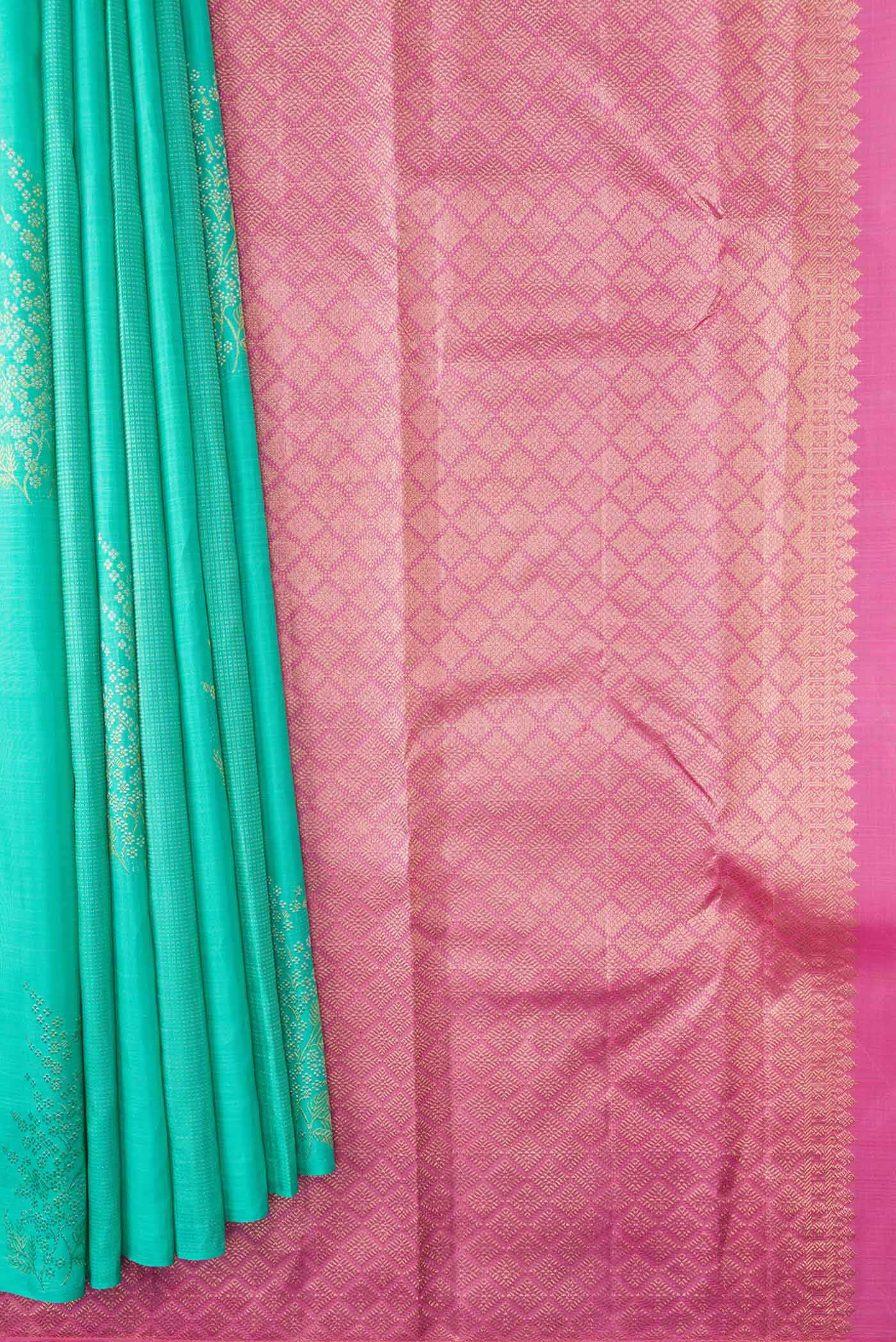 pleats pallu