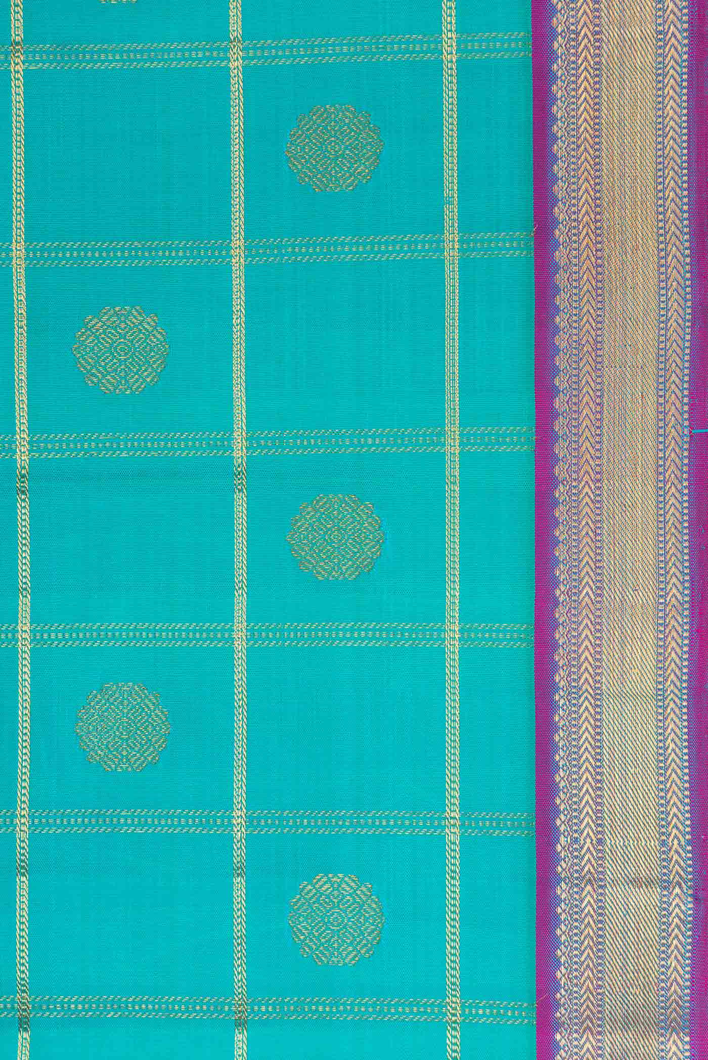 Border image of Pure Silk Pure Zari Sky Blue Dual Tone Kanchipuram Saree with Checked design on the body and Zari Border
