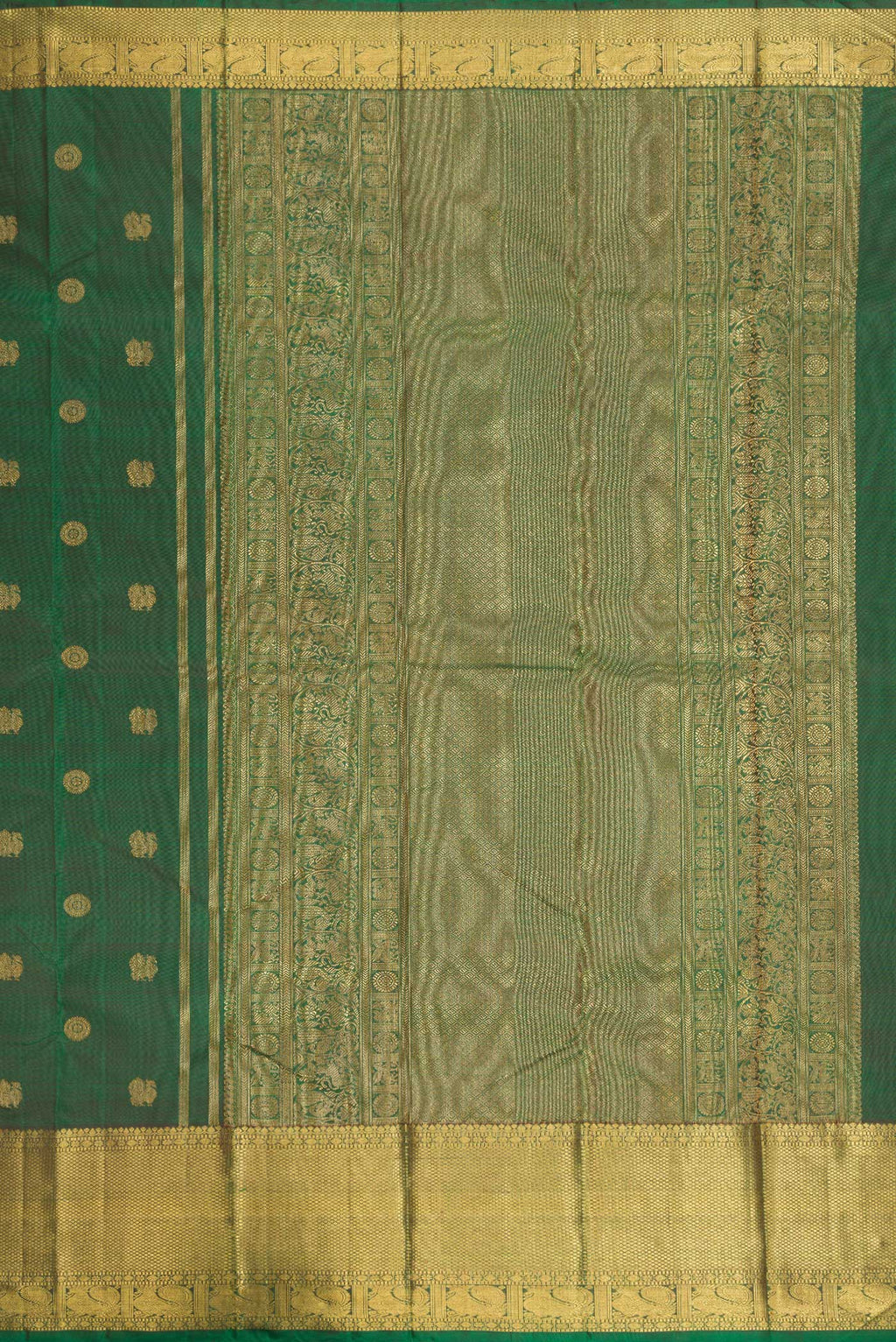 Close up image of the pallu of Pure Silk Pure Zari Green Kanjivaram Saree with Zari Butta on the body and Zari Border. 