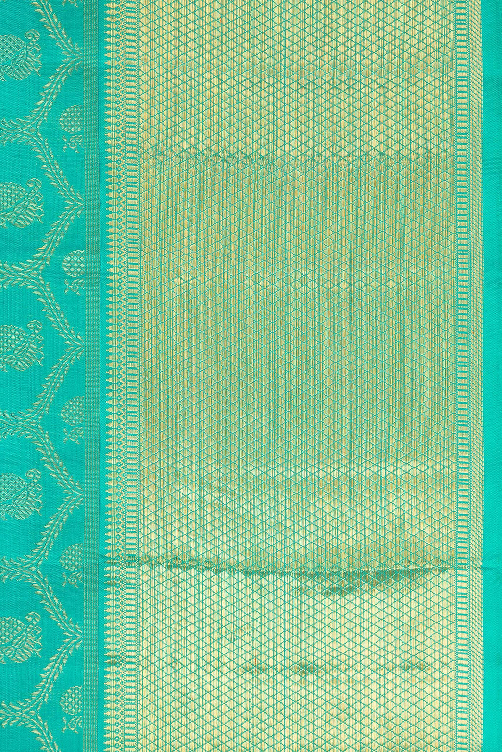 Border image of Pure Silk Pure Zari Sea Green Dual Tone Kanjivaram Saree with Zari Brocade on the body and Zari Border. 