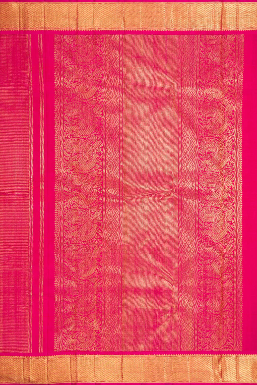 Close up image of the pallu of Pure Silk Pure Zari Pink Dual Tone Kanjivaram Saree with Zari Brocade on the body and Zari Border. 
