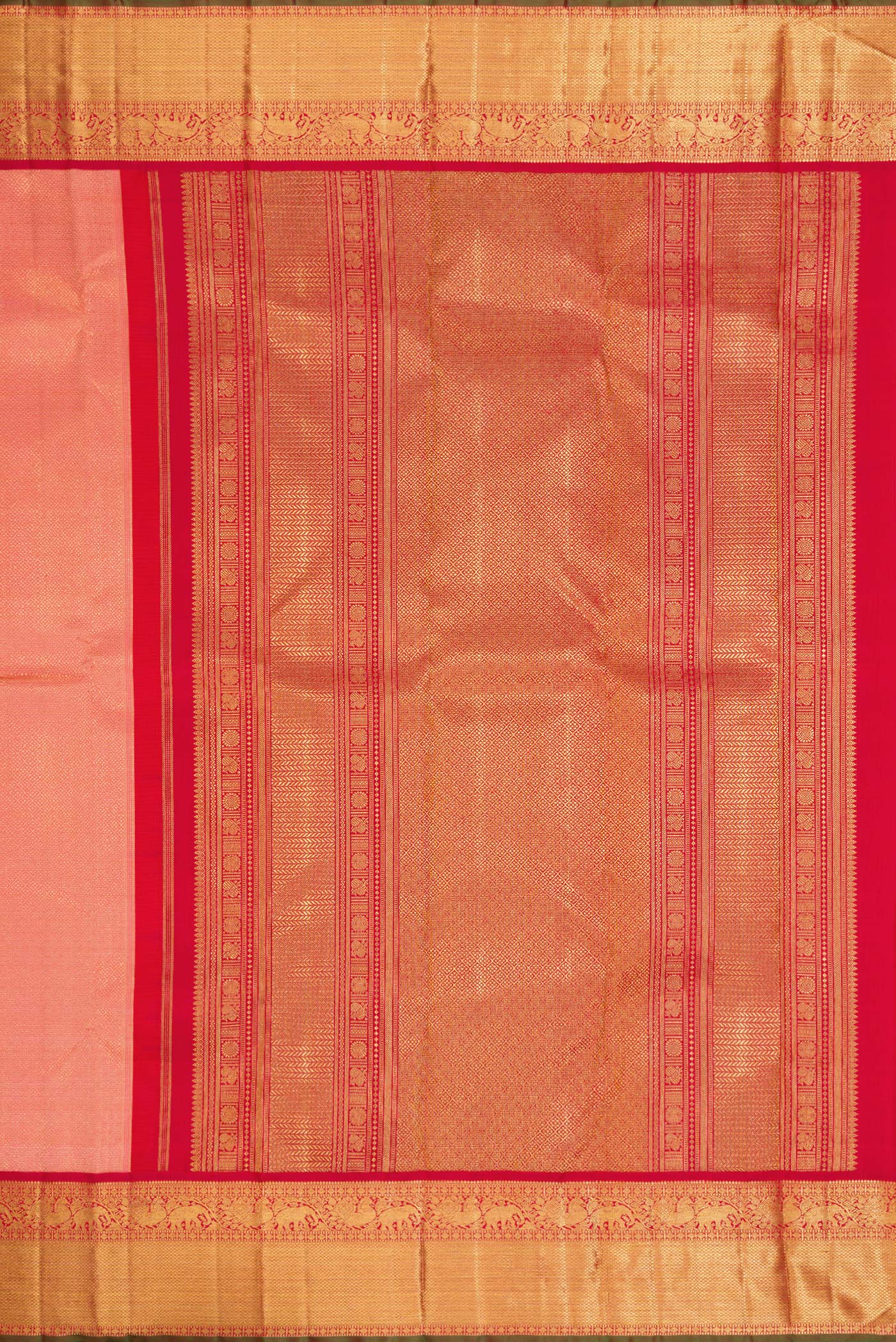 Close up image of the pallu of Pure Silk Pure Zari Coral Dual Tone Kanjivaram Saree with Zari Brocade on the body and Zari Border. 