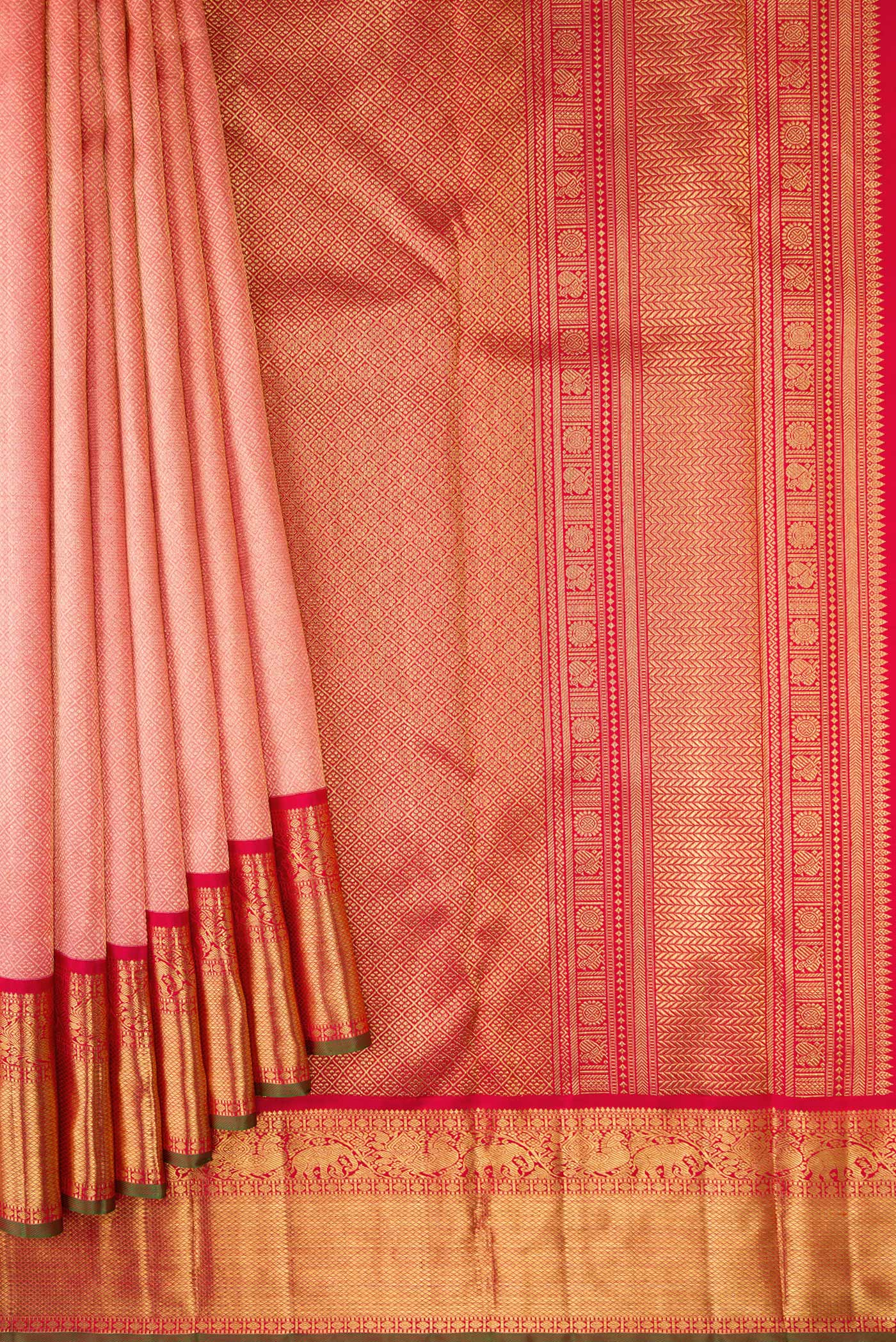 Pleats and pallu of Pure Silk Pure Zari Coral Dual Tone Kanjivaram Saree with Zari Brocade on the body and Zari Border. 