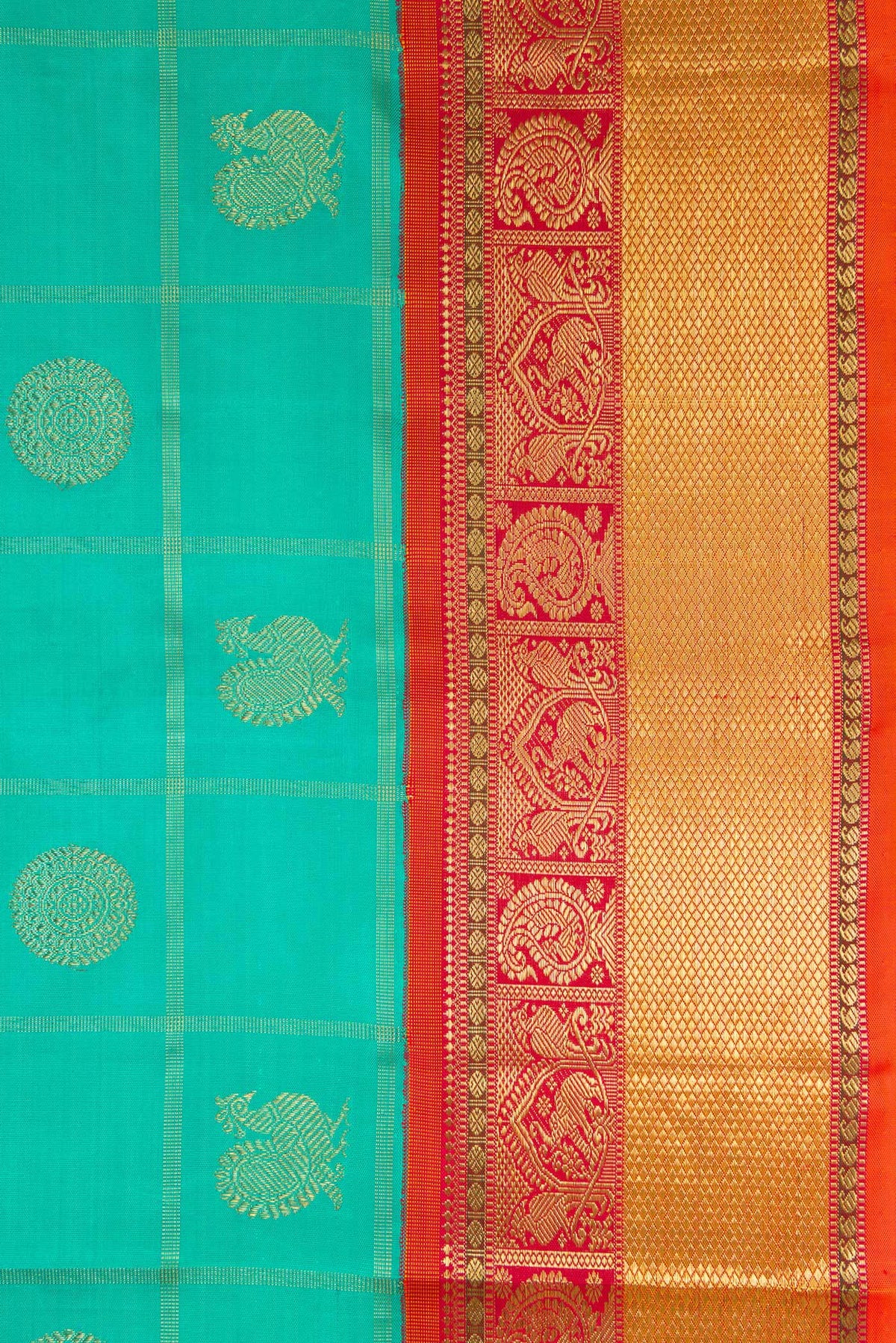 Border image of Pure Silk Pure Zari Sea Green Dual Tone Kanjivaram Saree with Checked design on the body and Zari Border. 