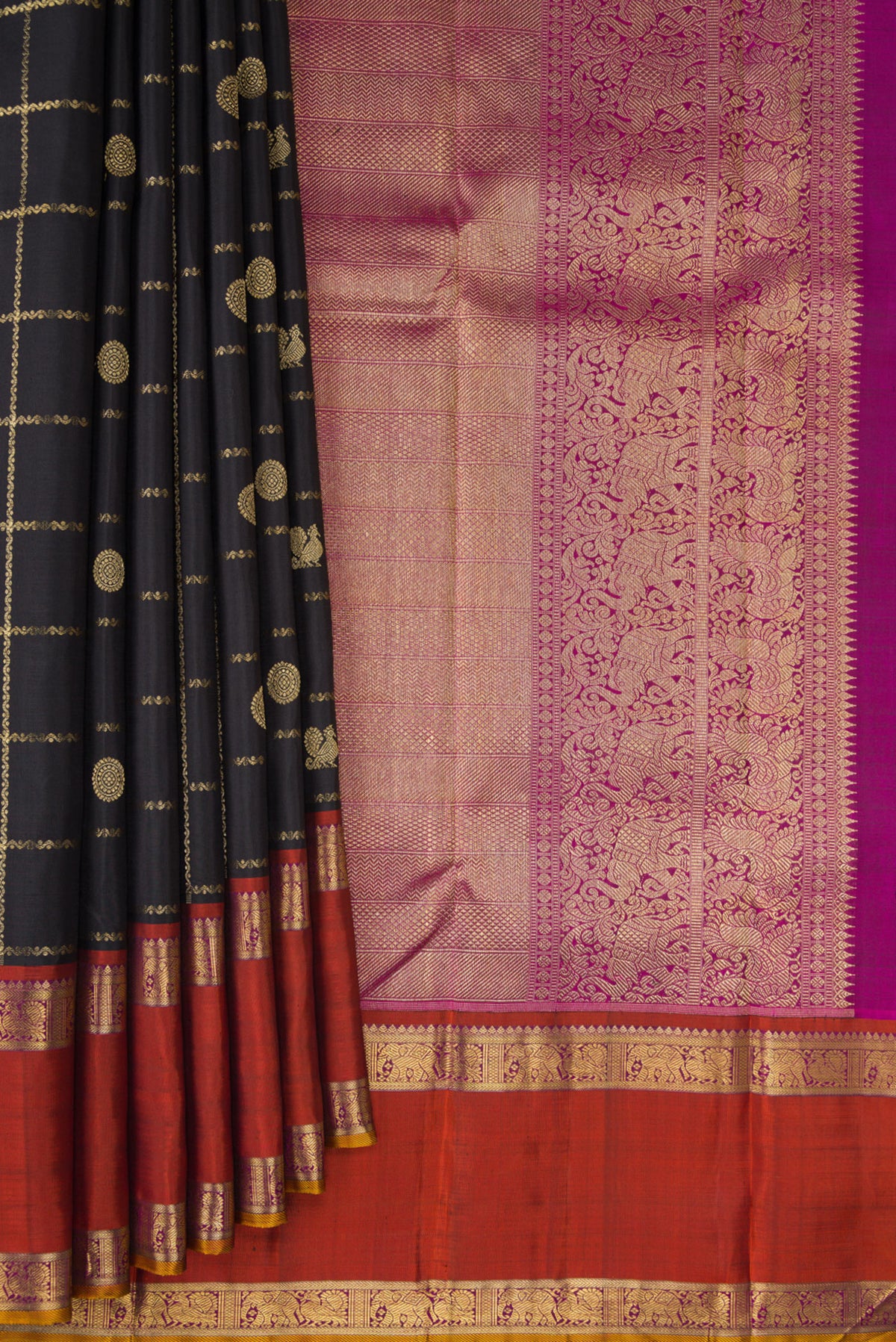 Pleats and pallu of Pure Silk Pure Zari Black Kanjivaram Saree with Checked design on the body and Zari Border. 