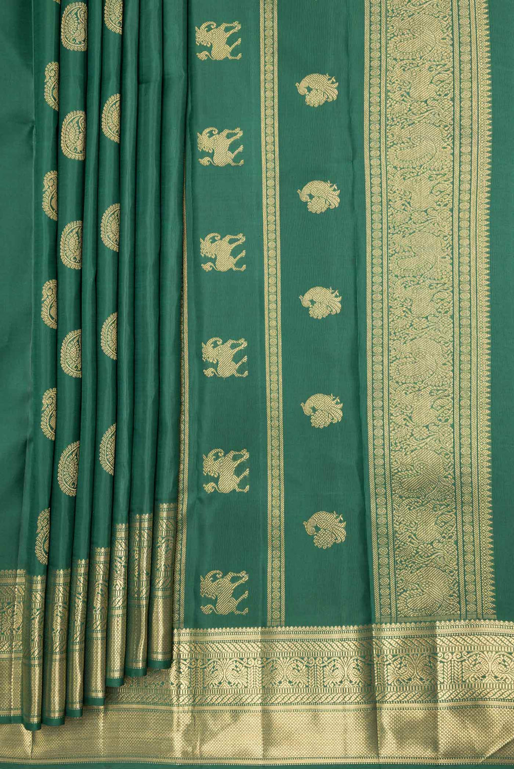 Pleats and pallu of Pure Silk Pure Zari Bottle Green Dual Tone Kanchipuram Saree with Zari Butta on the body and Zari Border