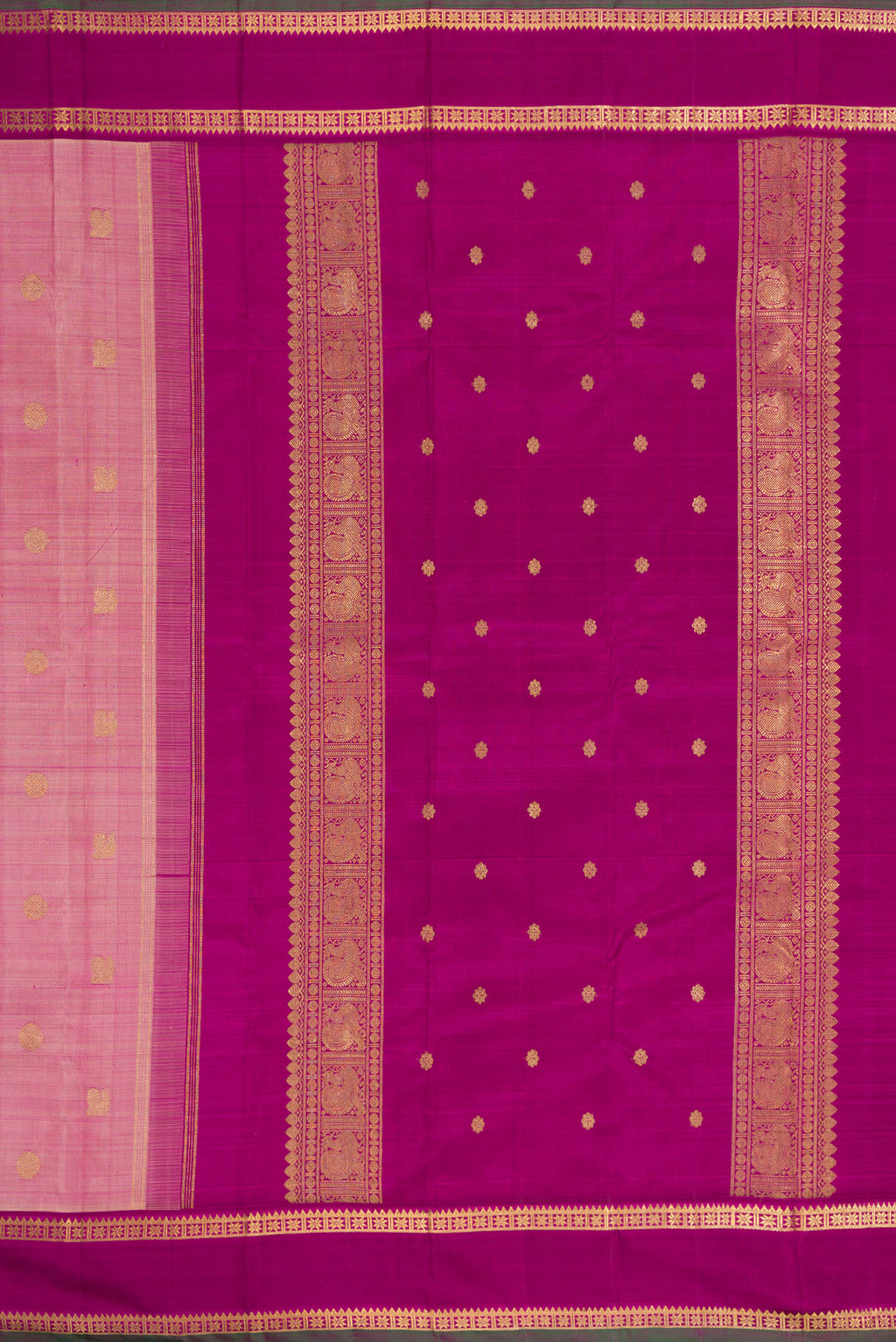 Close up image of the pallu of Pink Dual Tone Kanchipuram Silk Saree with Zari Butta on the body and Zari Border. 