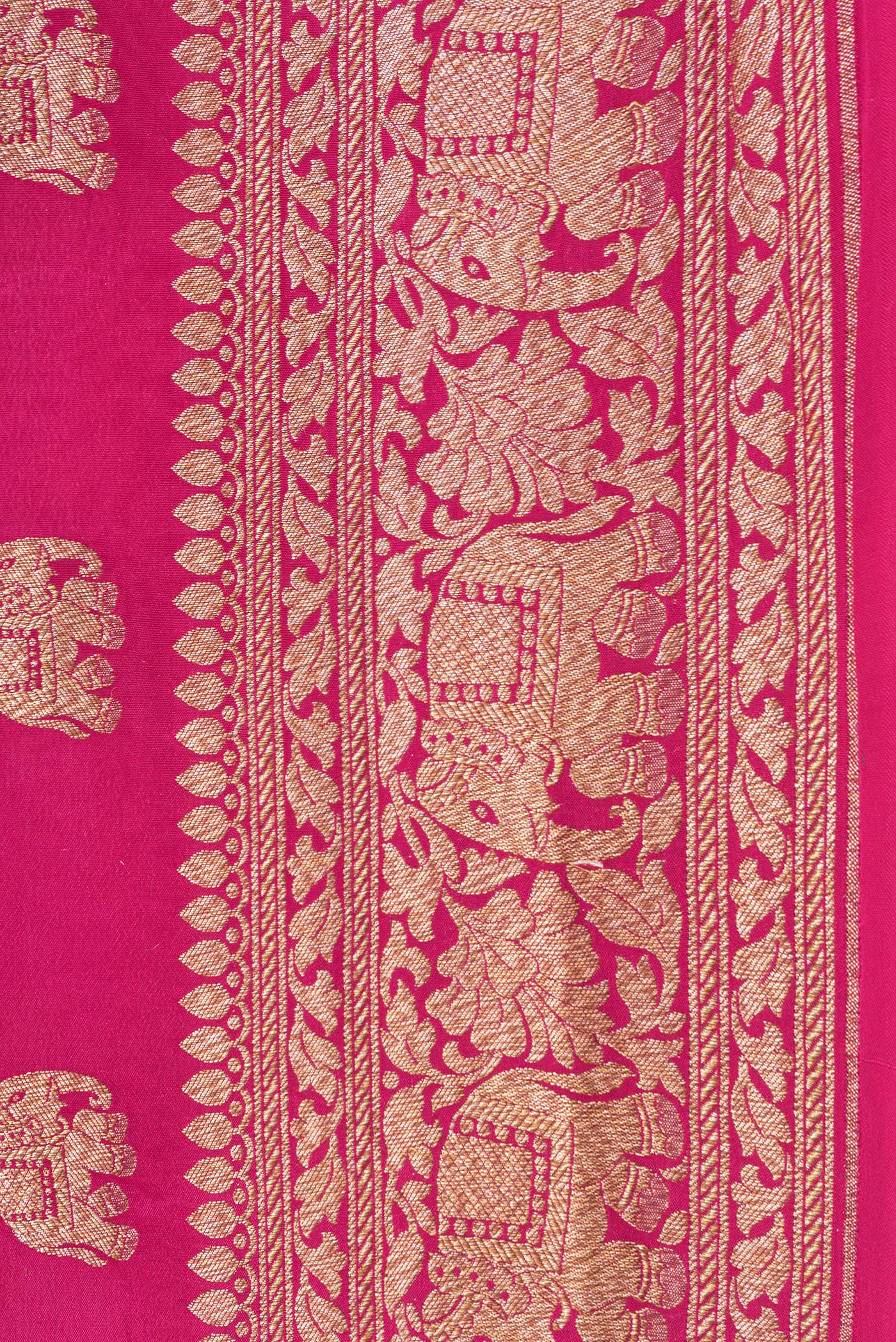 Border image of Pink Dual Tone Banarasi Georgette Saree with Zari Butta on the body and Zari Border. 