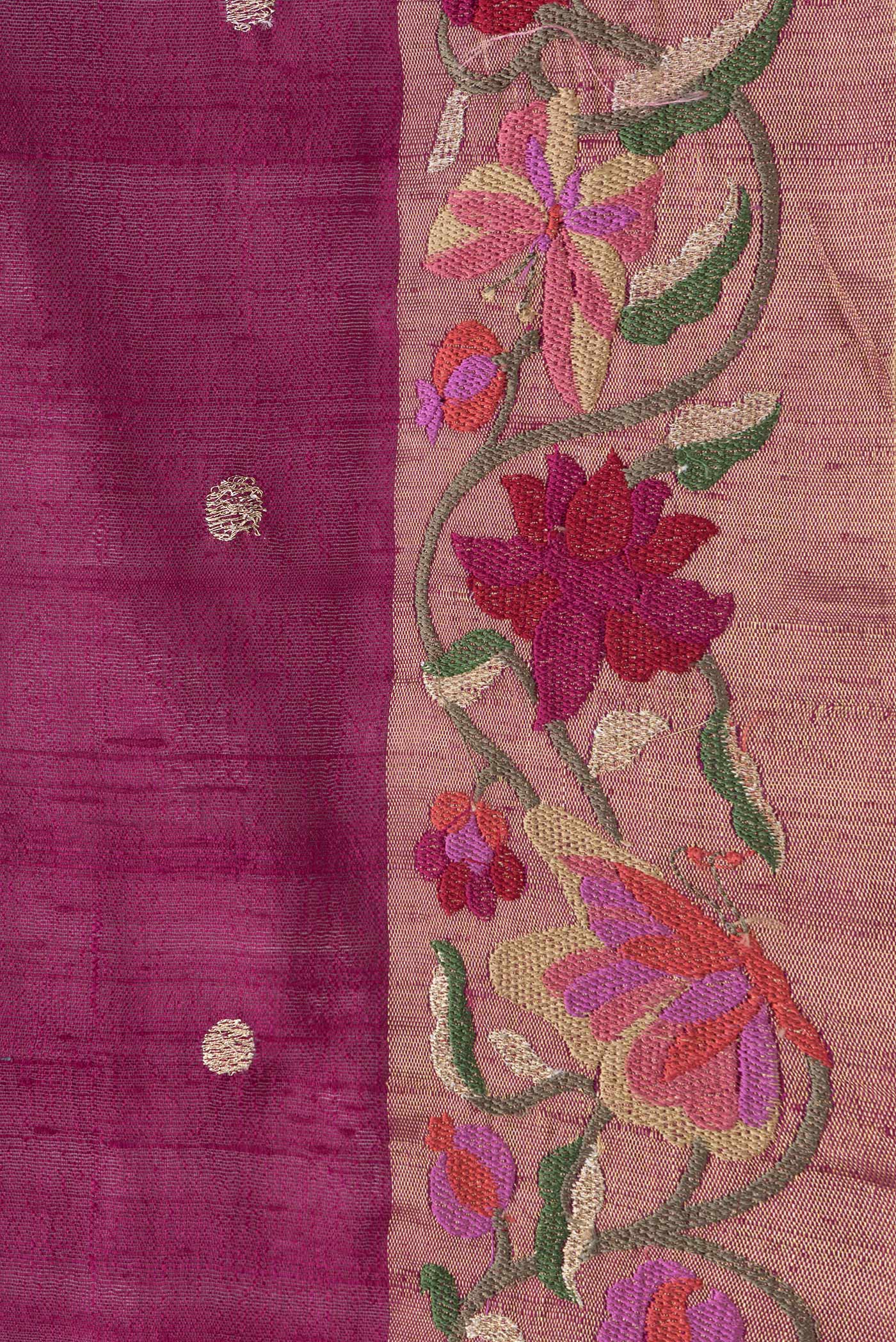 Border image of Purple Dual Tone Tussar Silk Saree with Zari Butta on the body and Zari And Thread Border. 
