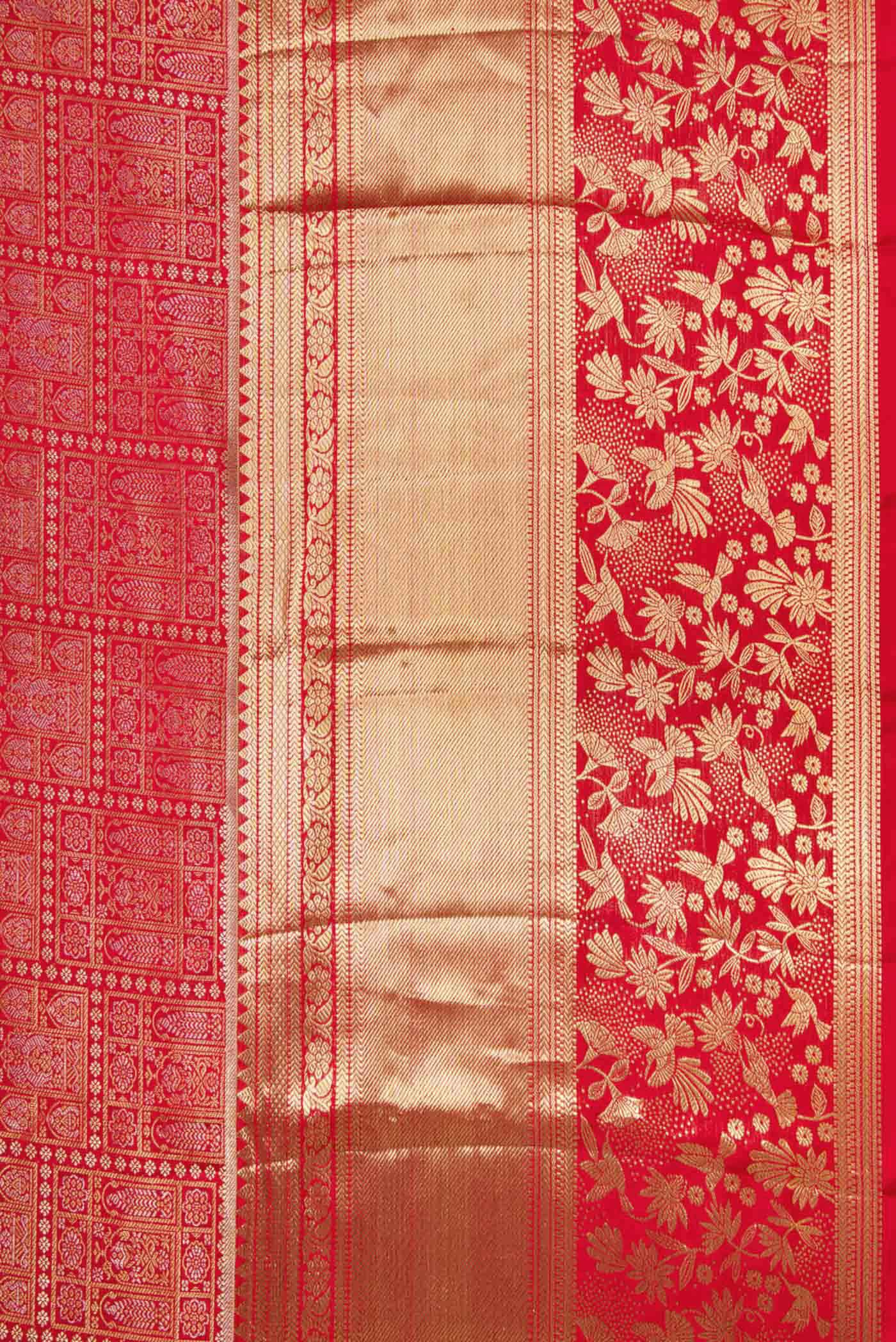 Border image of Red Dual Tone Kanchipuram Silk Saree with Zari Brocade on the body and Zari Border. 
