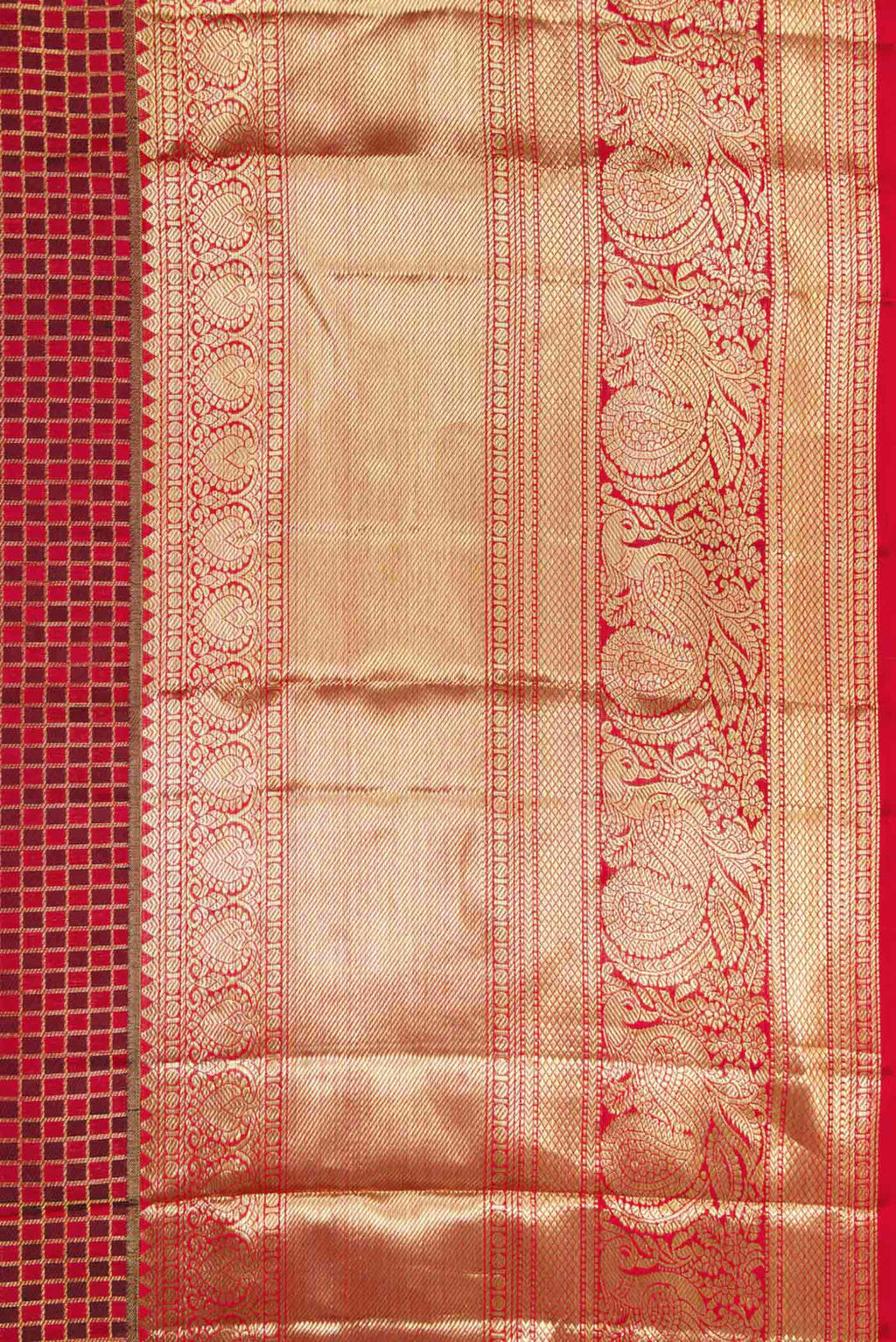 Border image of Red Dual Tone Kanchipuram Silk Saree with Zari Brocade on the body and Zari Border. 