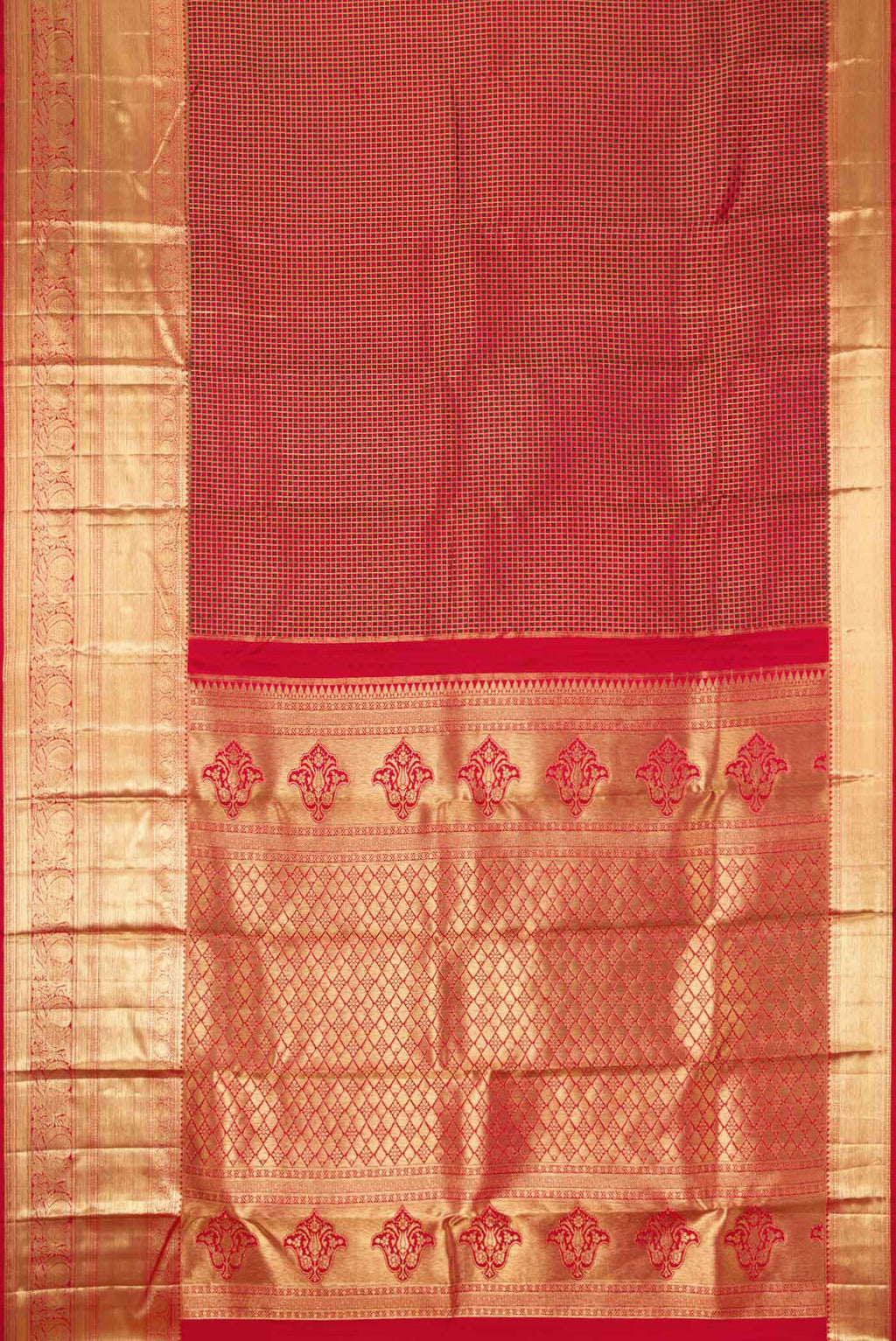Flat view of Red Dual Tone Kanchipuram Silk Saree with Zari Brocade on the body and Zari Border. 