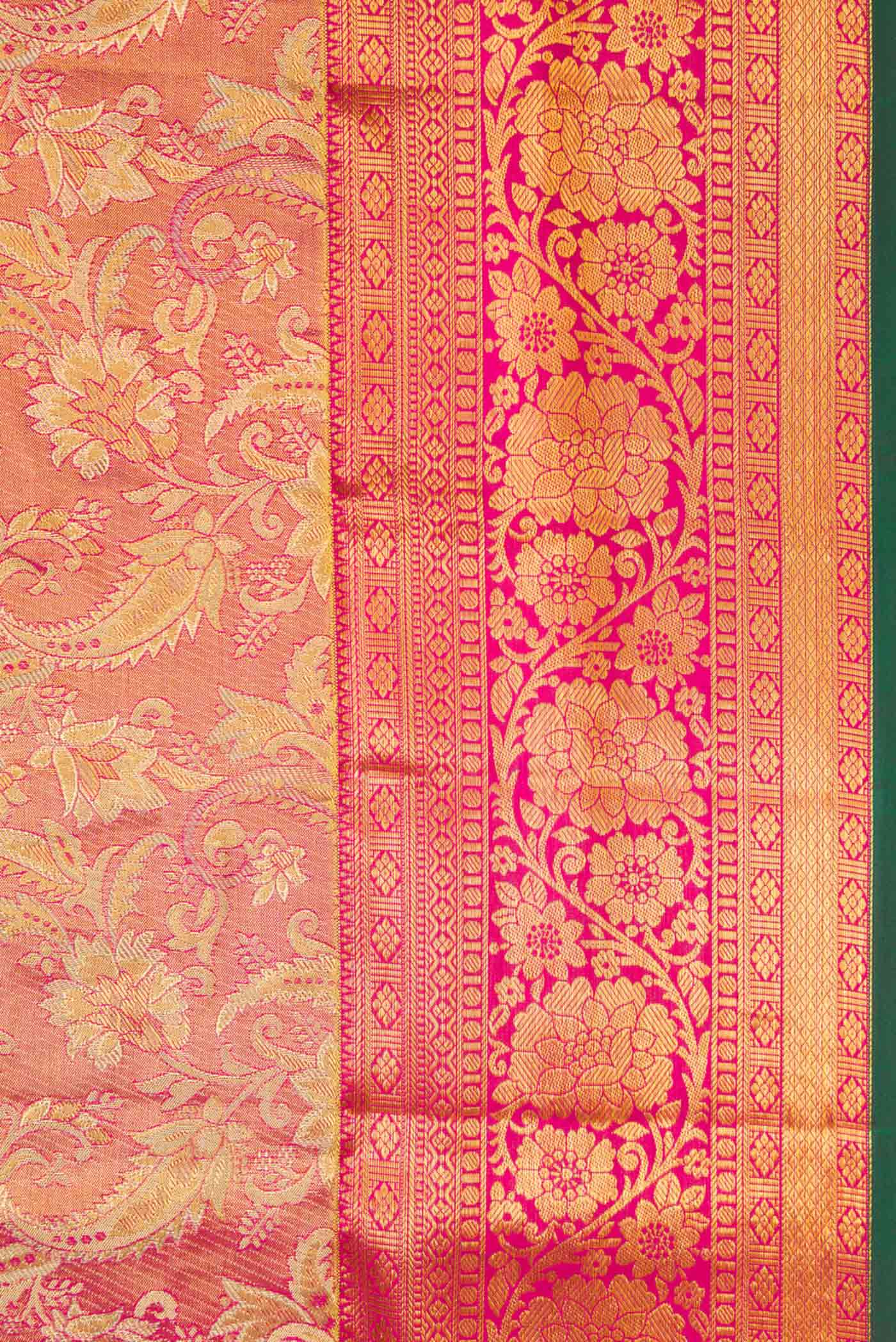 Border image of Dark Pink Dual Tone Kanchipuram Tissue Silk Saree with Zari Brocade on the body and Zari Border. 