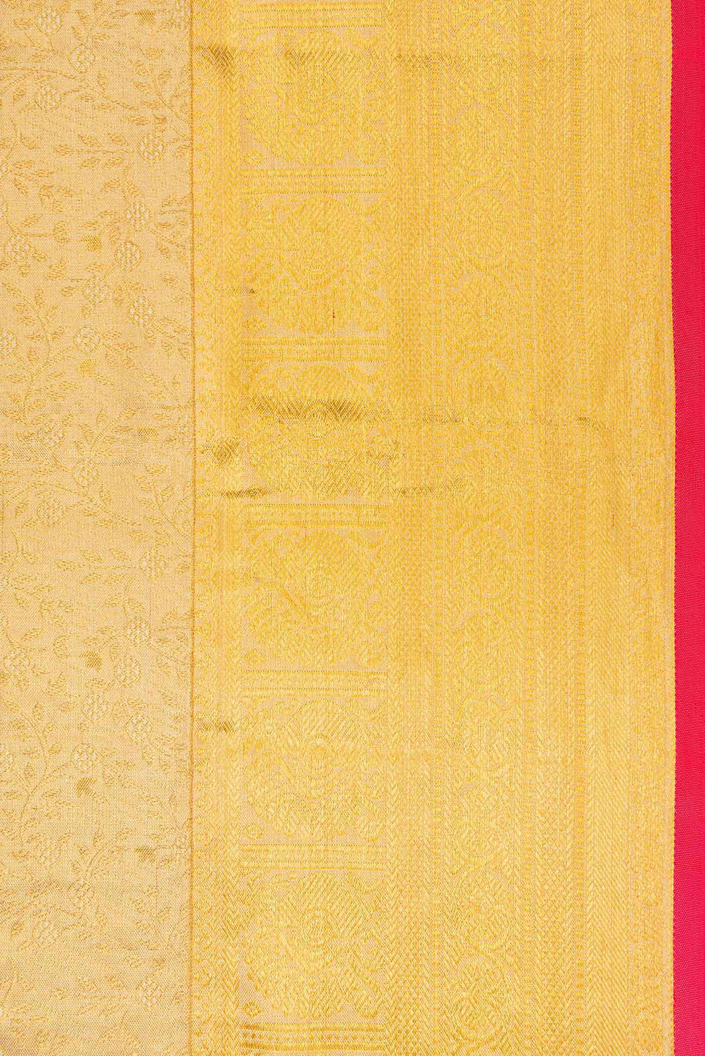 Border image of Gold Dual Tone Kanchipuram Tissue Silk Saree with Zari Brocade on the body and Zari Border. 