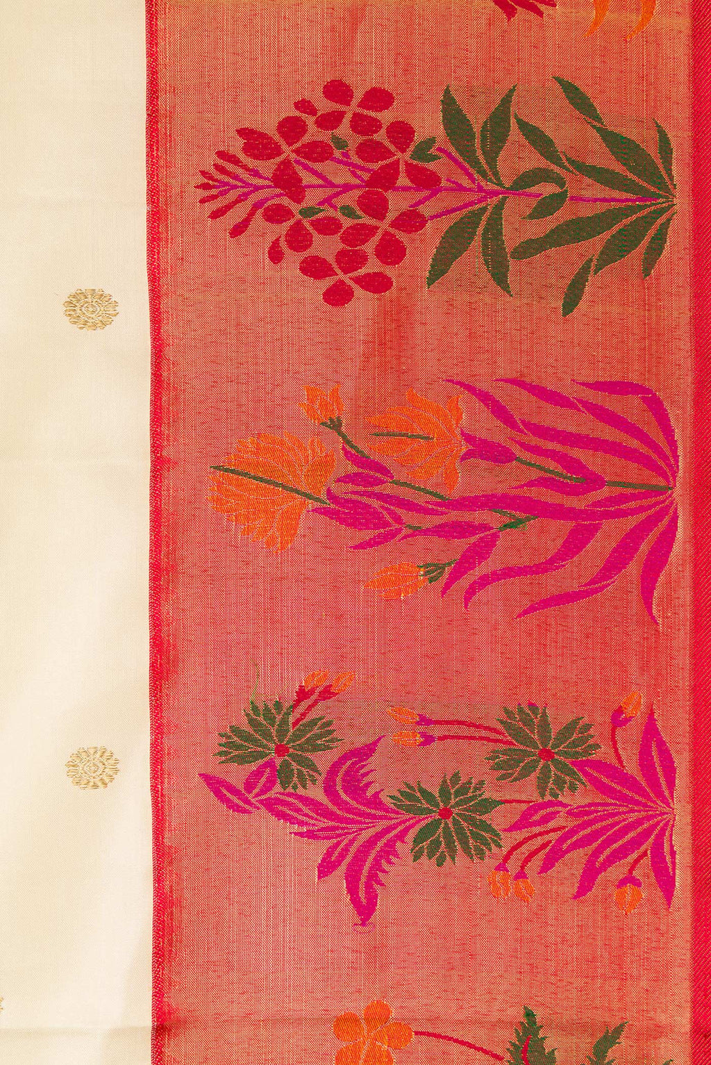 Border image of Pure Silk Pure Zari Off White Dual Tone Kanjivaram Saree with Zari Butta on the body and Fancy Border. 