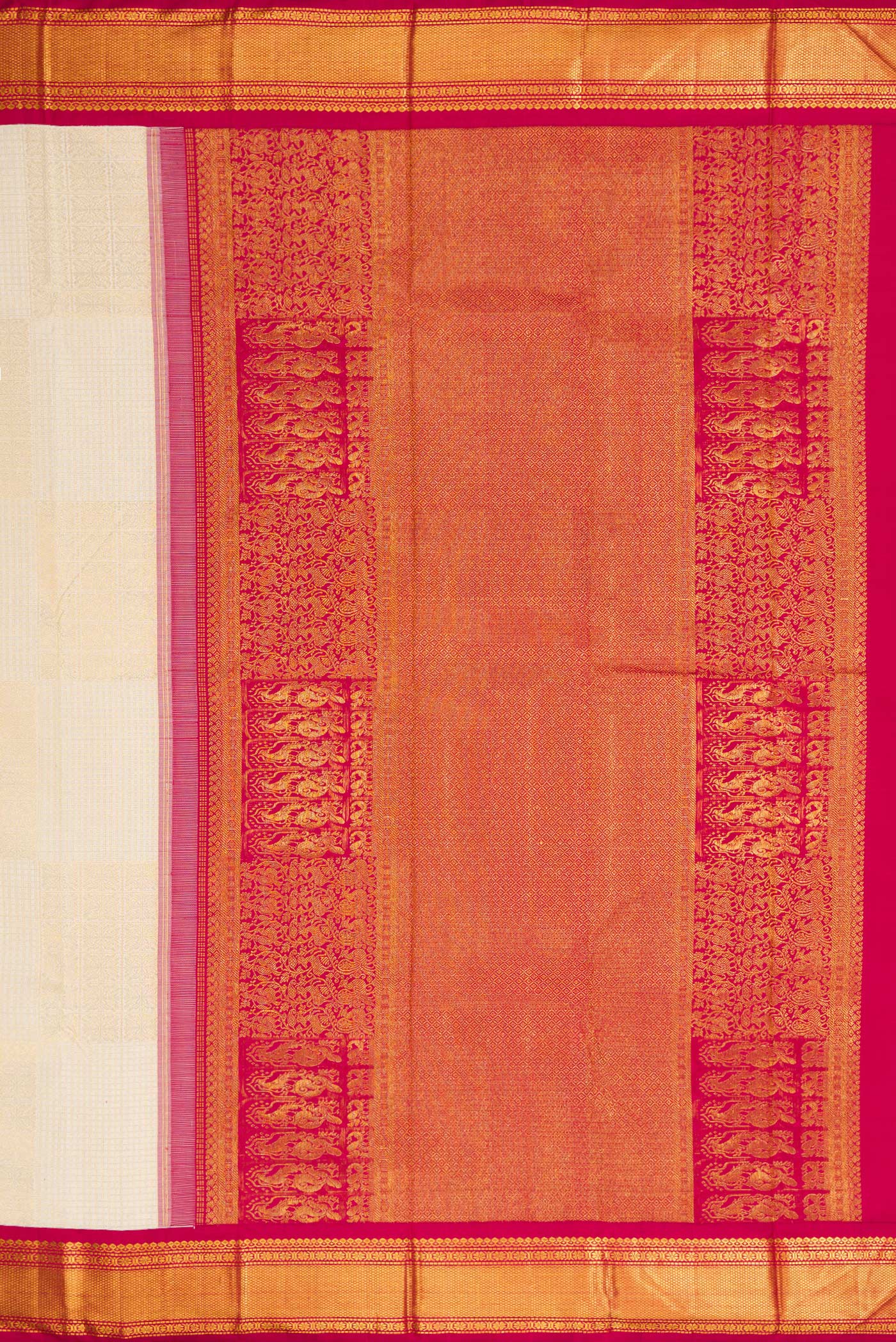 Close up image of the pallu of Off White Dual Tone Kanchipuram Silk Saree with Zari Brocade on the body and Zari Border. 