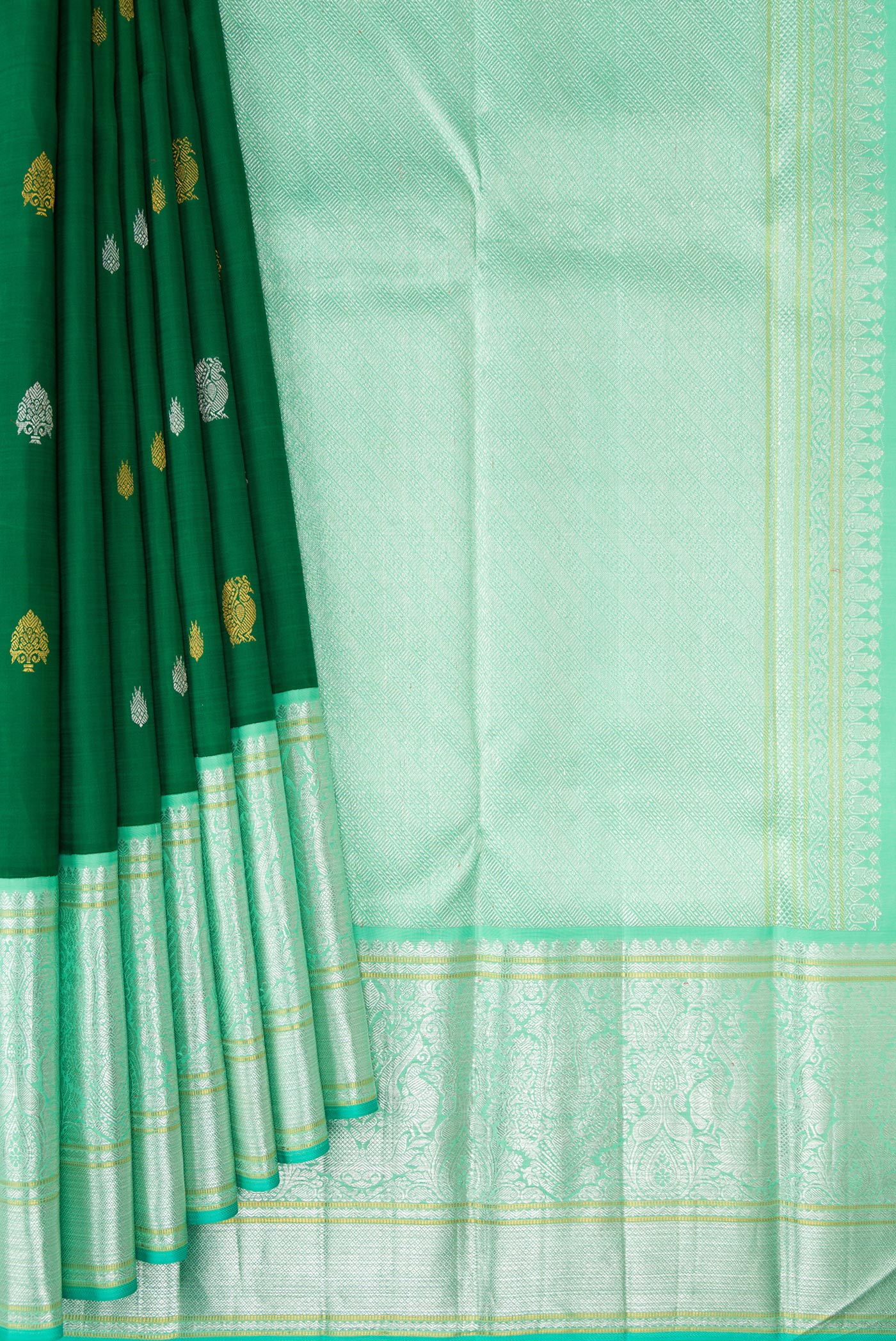 Pleats and pallu of Pure Silk Pure Zari Green Dual Tone Kanchipuram Saree with Zari Butta on the body and Zari Border. 