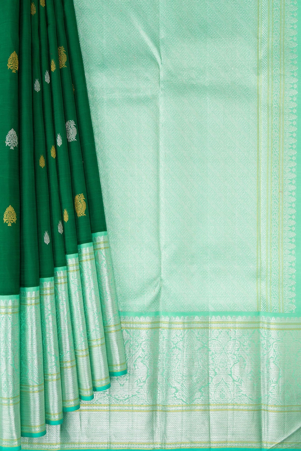 Pleats and pallu of Pure Silk Pure Zari Green Dual Tone Kanchipuram Saree with Zari Butta on the body and Zari Border. 