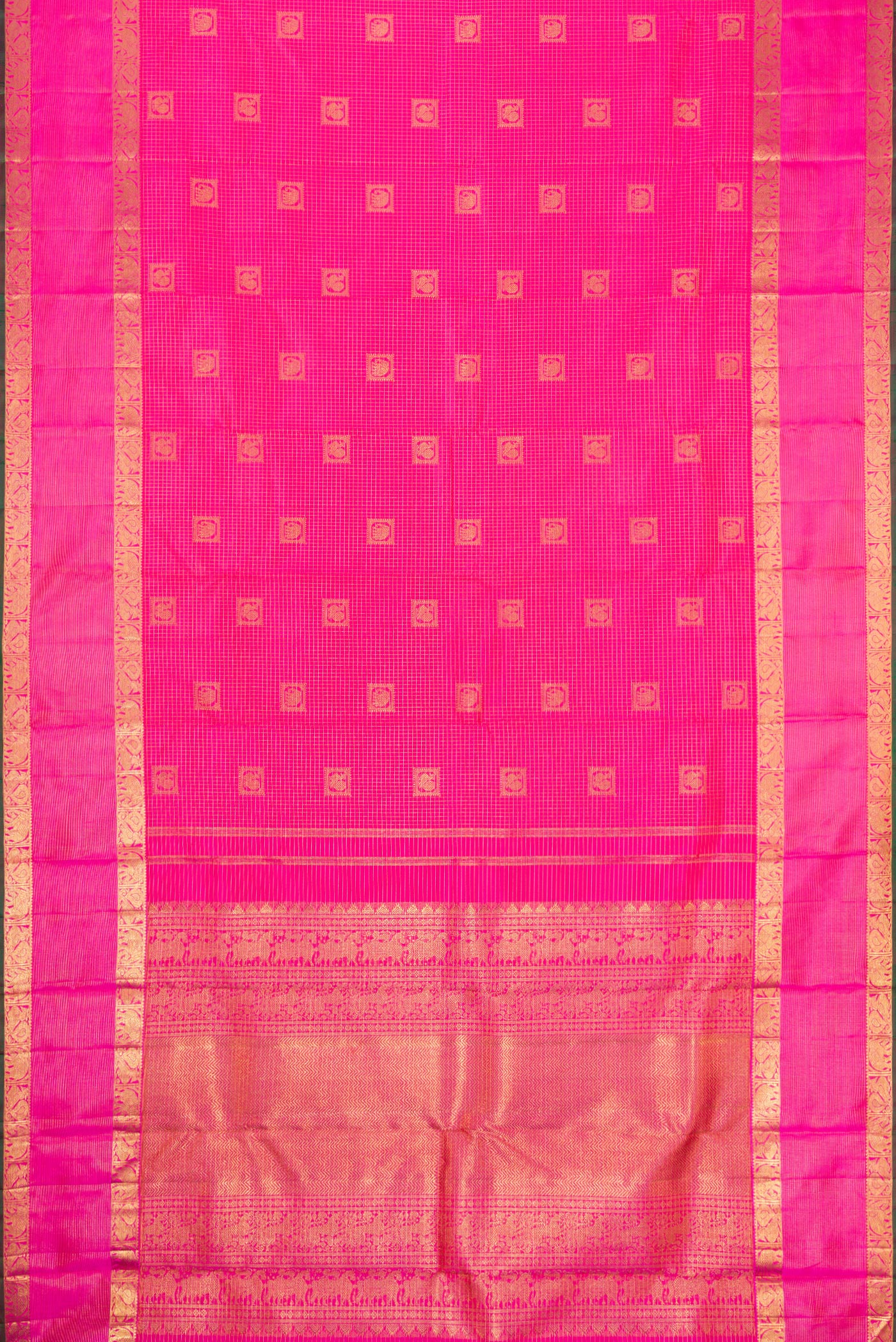 Flat view of Pink Dual Tone Kanchipuram Silk Saree with Checked design on the body and Zari Border. 