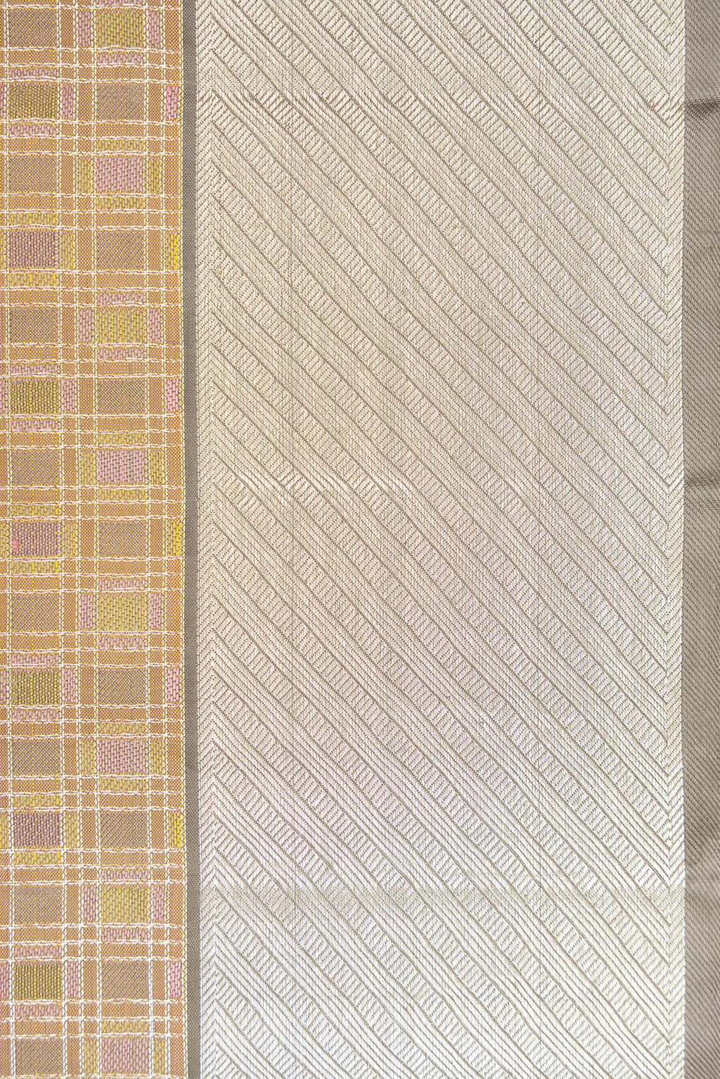 Border image of Gold Dual Tone Kanjivaram Silk Saree with Checked design on the body and Zari Border. 