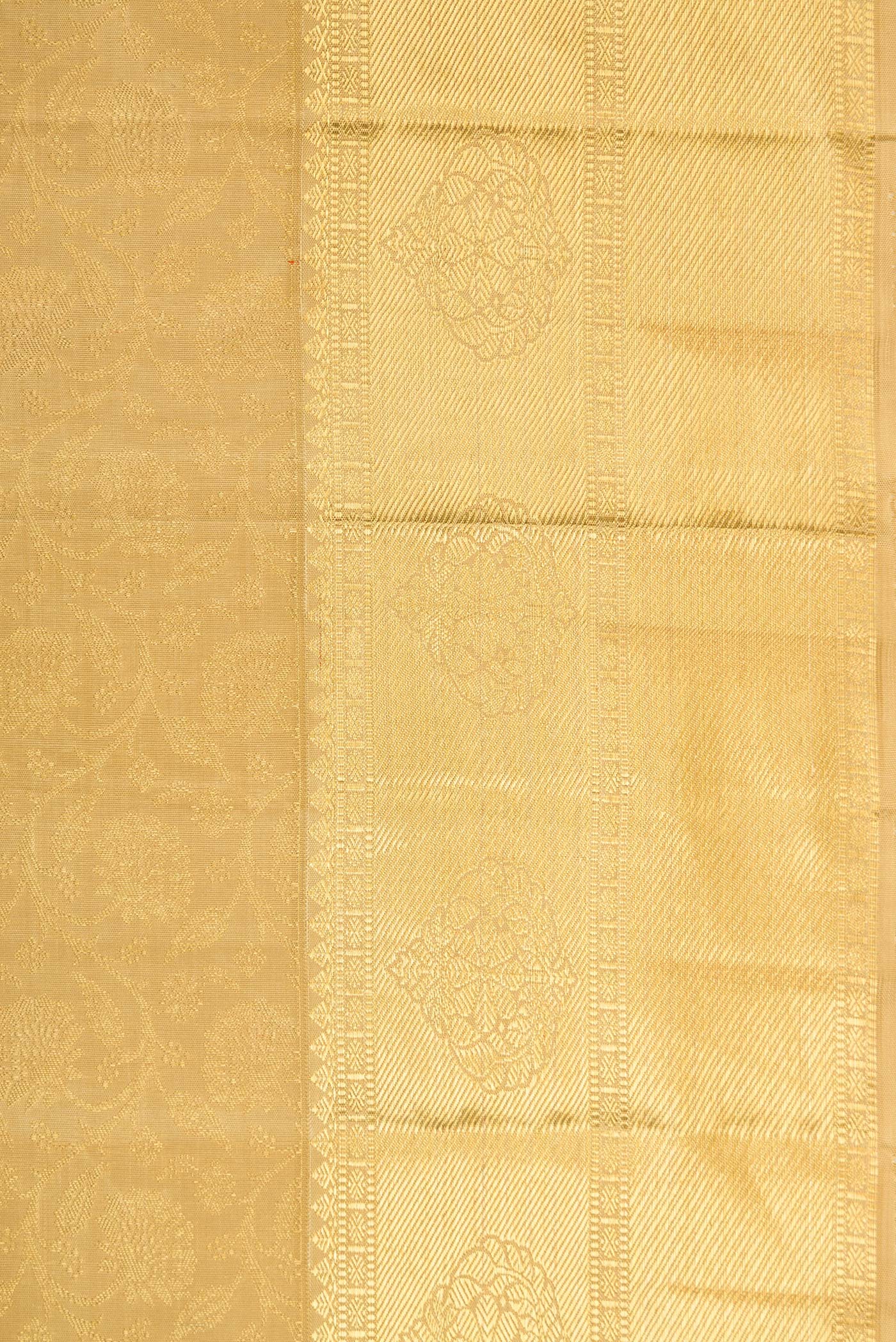 Border image of Pure Silk Pure Zari Gold Dual Tone Kanjivaram Saree with Zari Brocade on the body and Zari Border. 
