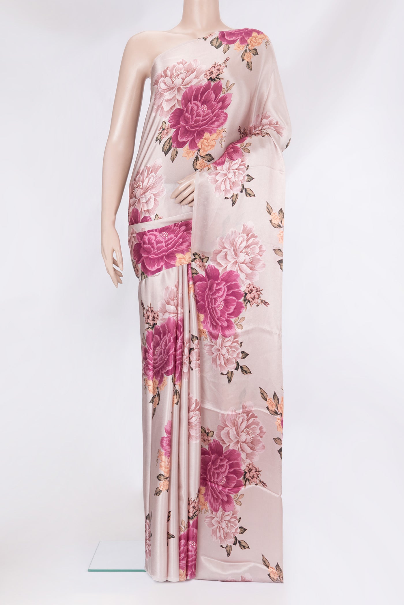 Lavender Crepe Saree with Printed design on the body and Without Border.  displayed on a mannequin