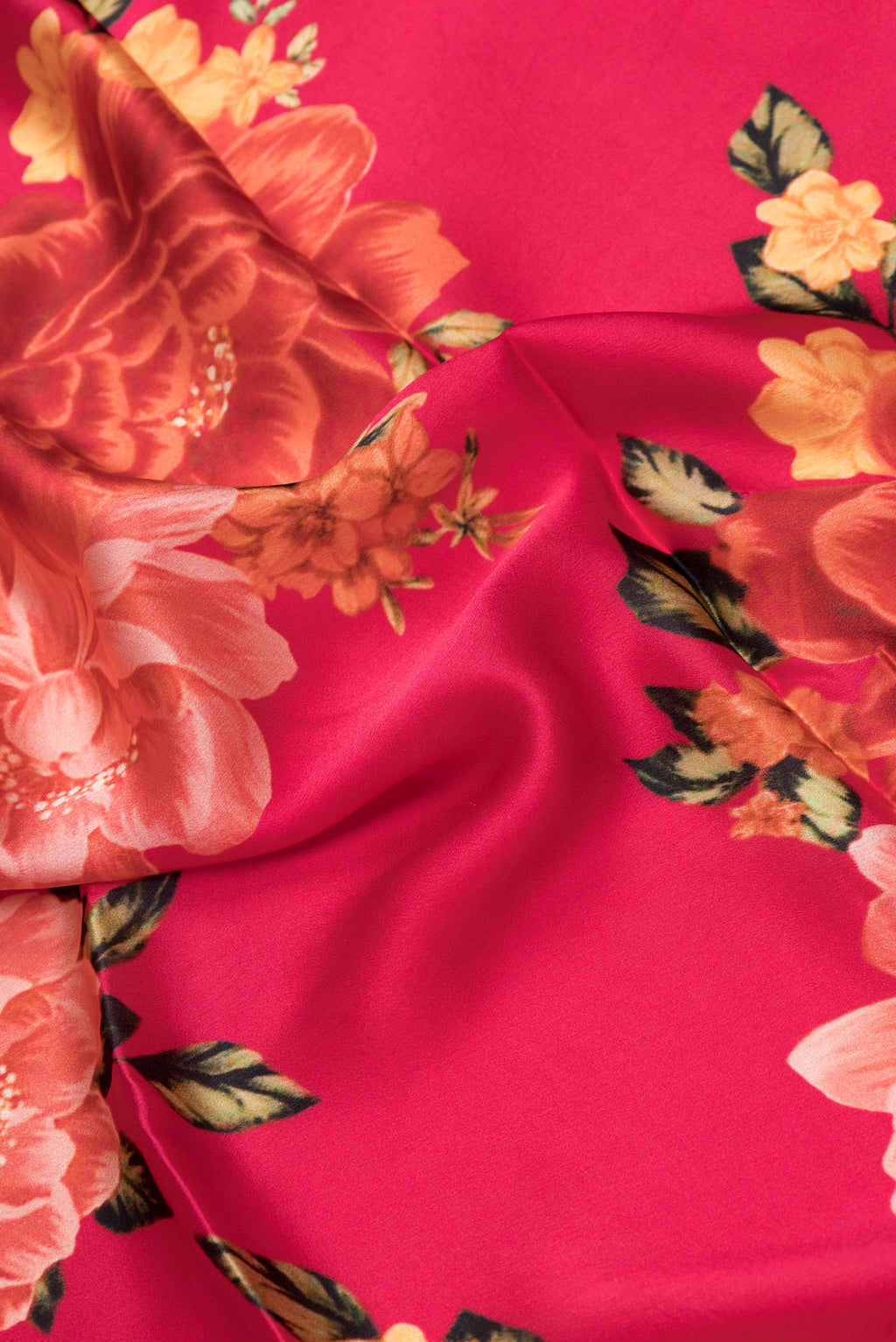 Close up of Pink Dual Tone Mysore Crepe Saree with Printed design on the body and Without Border.  displaying folds