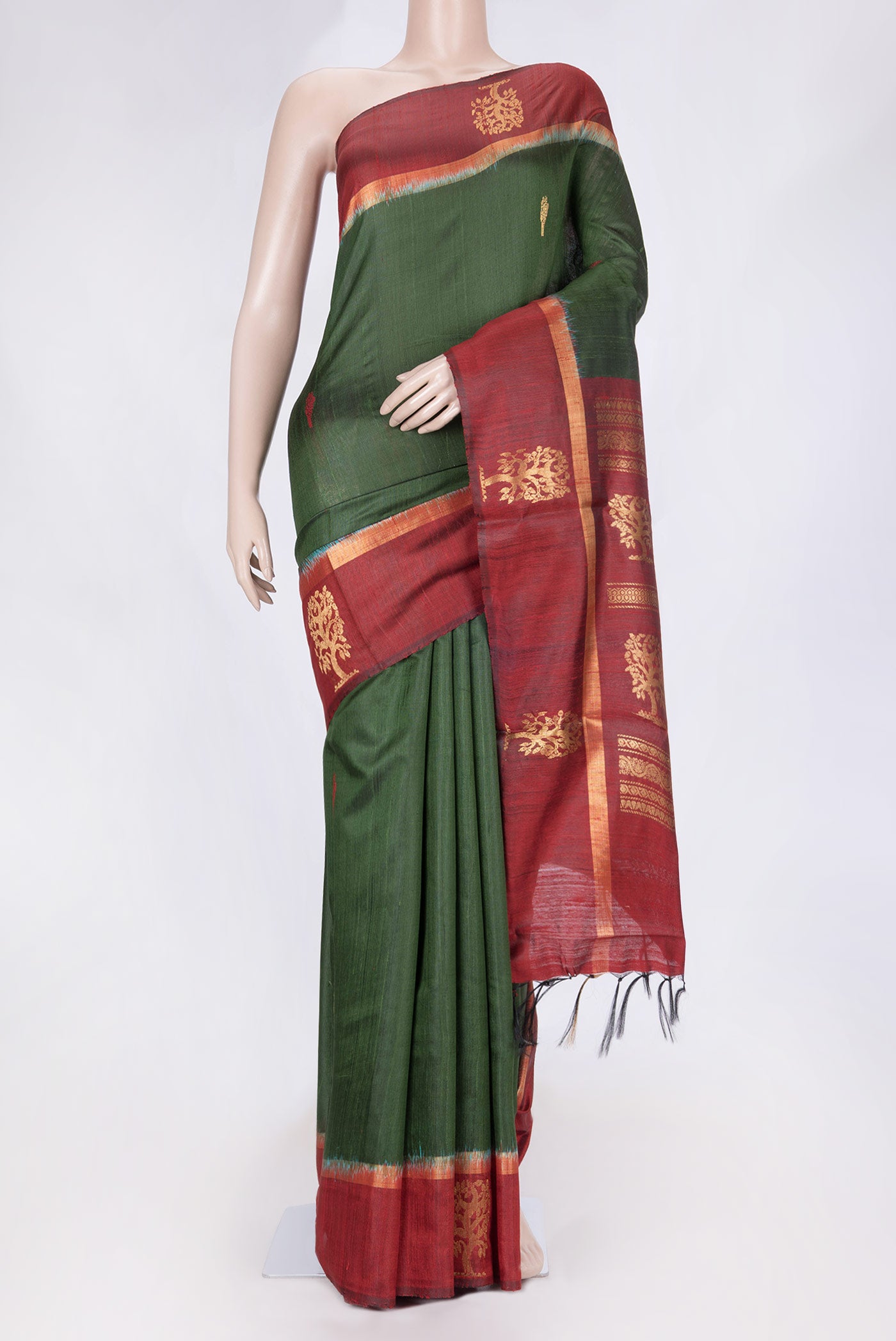 Green Dual Tone Tussar Saree with Plain Body and Zari Border displayed on a mannequin