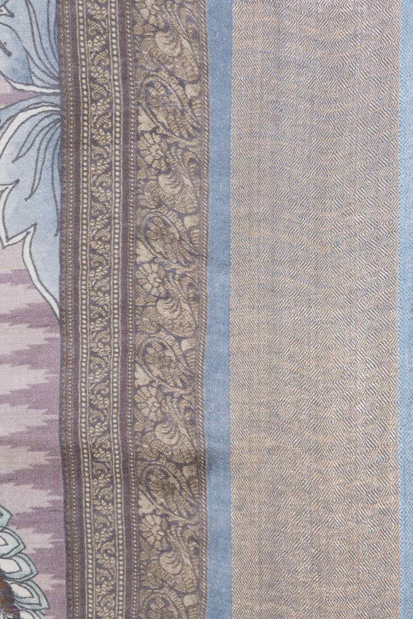 Border image of Grey Dual Tone Tussar Saree with Printed design on the body and Zari Border
