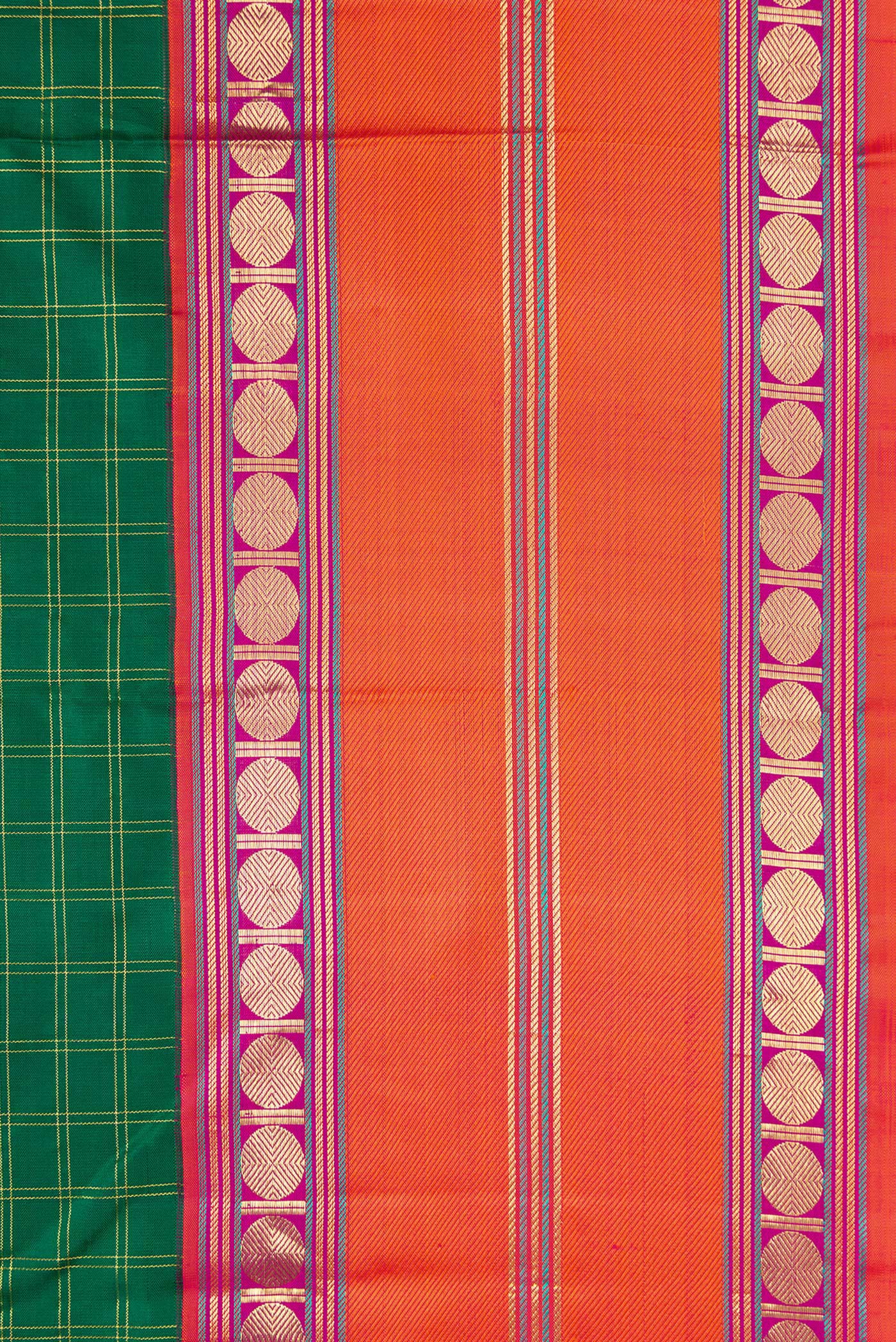 Border image of Green Dual Tone Kanjivaram Silk Saree with Checked design on the body and Zari Border. 