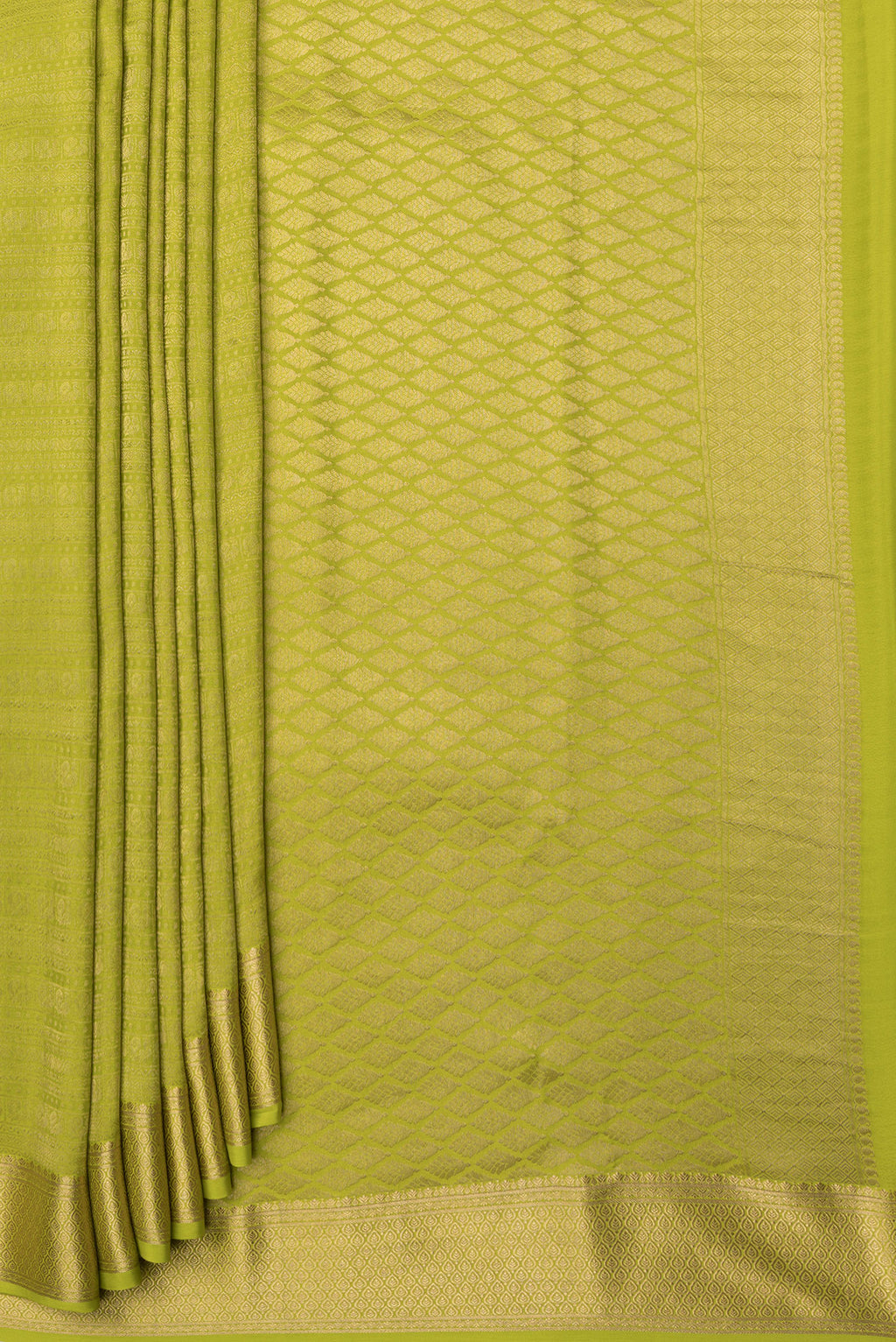 Pleats and pallu of Parrot Green Dual Tone Mysore Silk Saree with Zari Brocade on the body and Zari Border. 