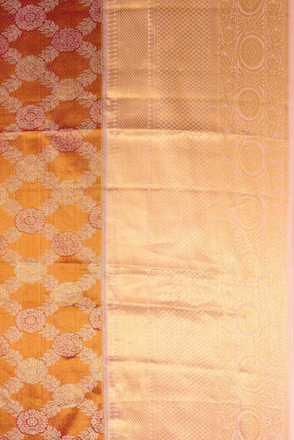 Border image of Gold Dual Tone Kanchipuram Tissue Silk Saree with Zari Brocade on the body and Zari Border. 