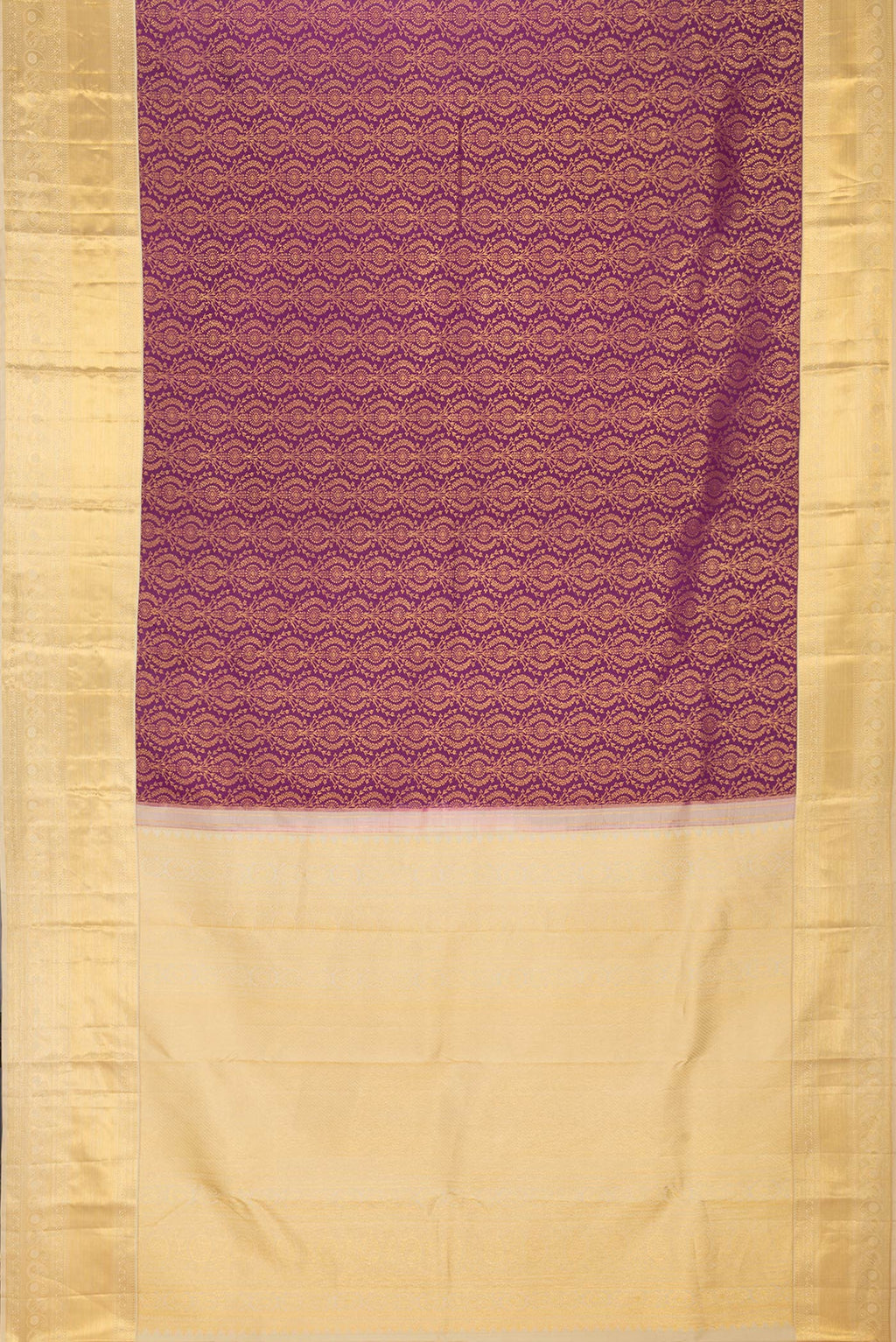 Flat view of Magenta Dual Tone Kanchipuram Silk Saree with Zari Brocade on the body and Zari Border. 