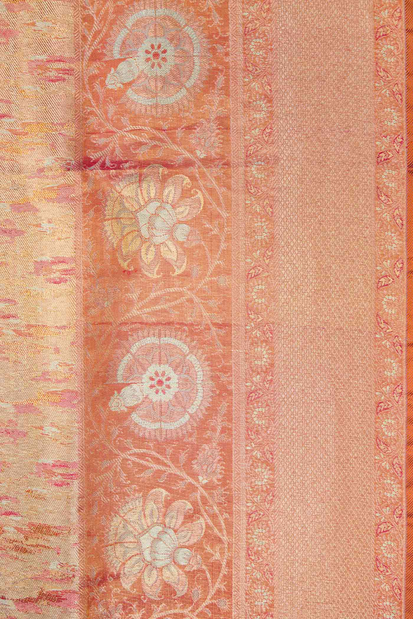 Border image of Gold Dual Tone Kanjivaram Tissue Silk Saree with Zari Brocade on the body and Zari Border. 
