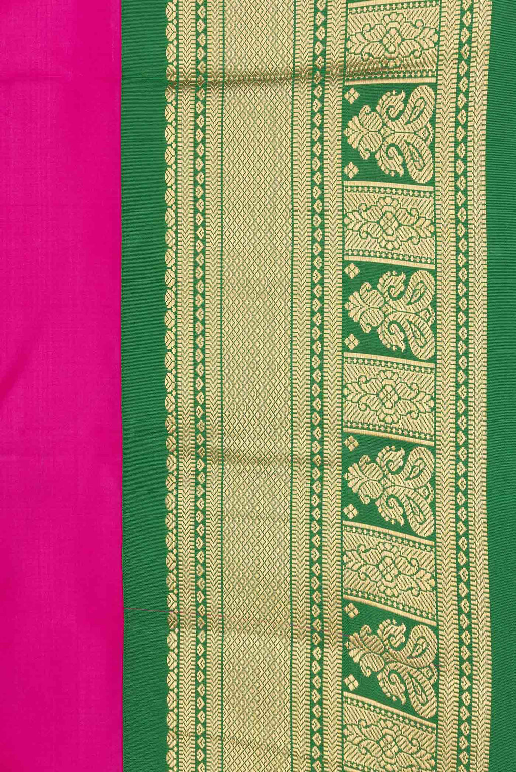 Border image of Pink Dual Tone Kanchipuram Saree with Plain Body and Zari Border. 
