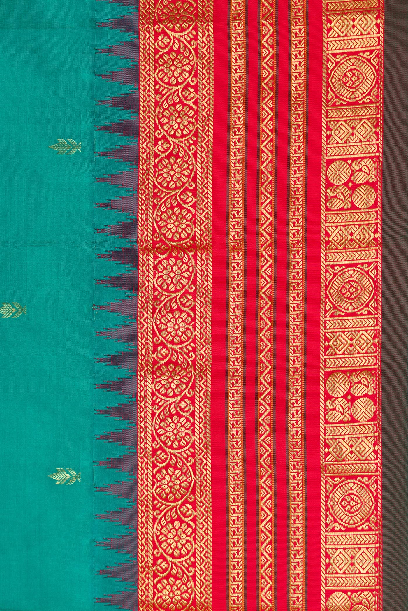 Border image of Green Dual Tone Kanchipuram Silk Saree with Zari Butta on the body and Zari Border. 