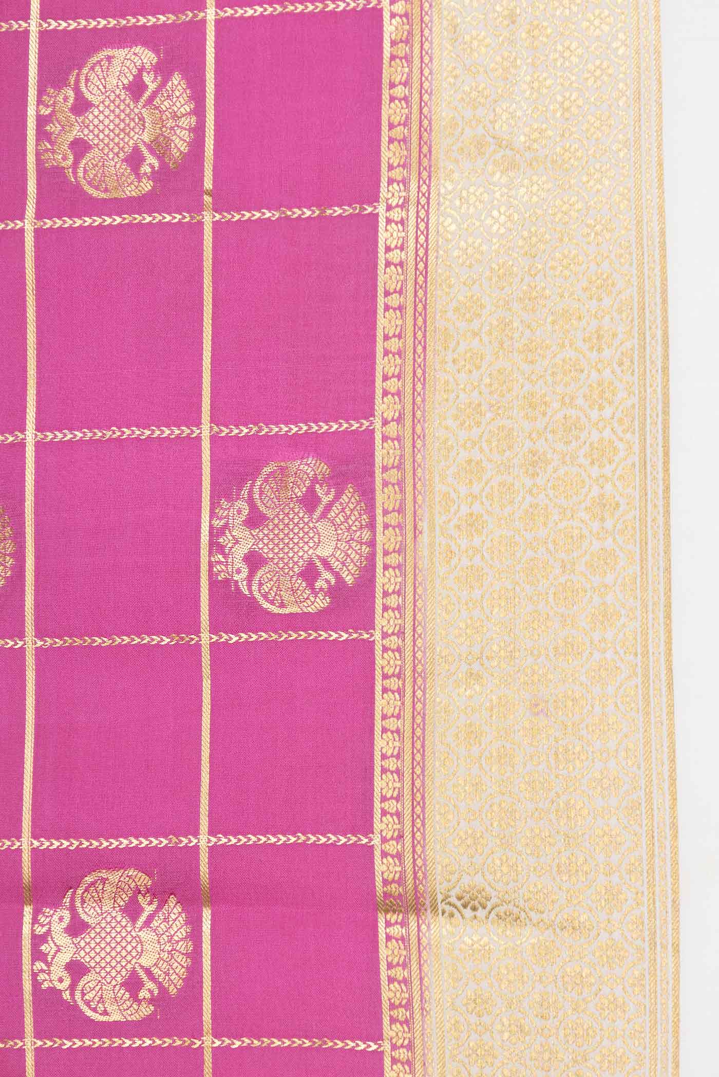 Border image of Pink Dual Tone Mysore Crepe Saree with Checked design on the body and Zari Border