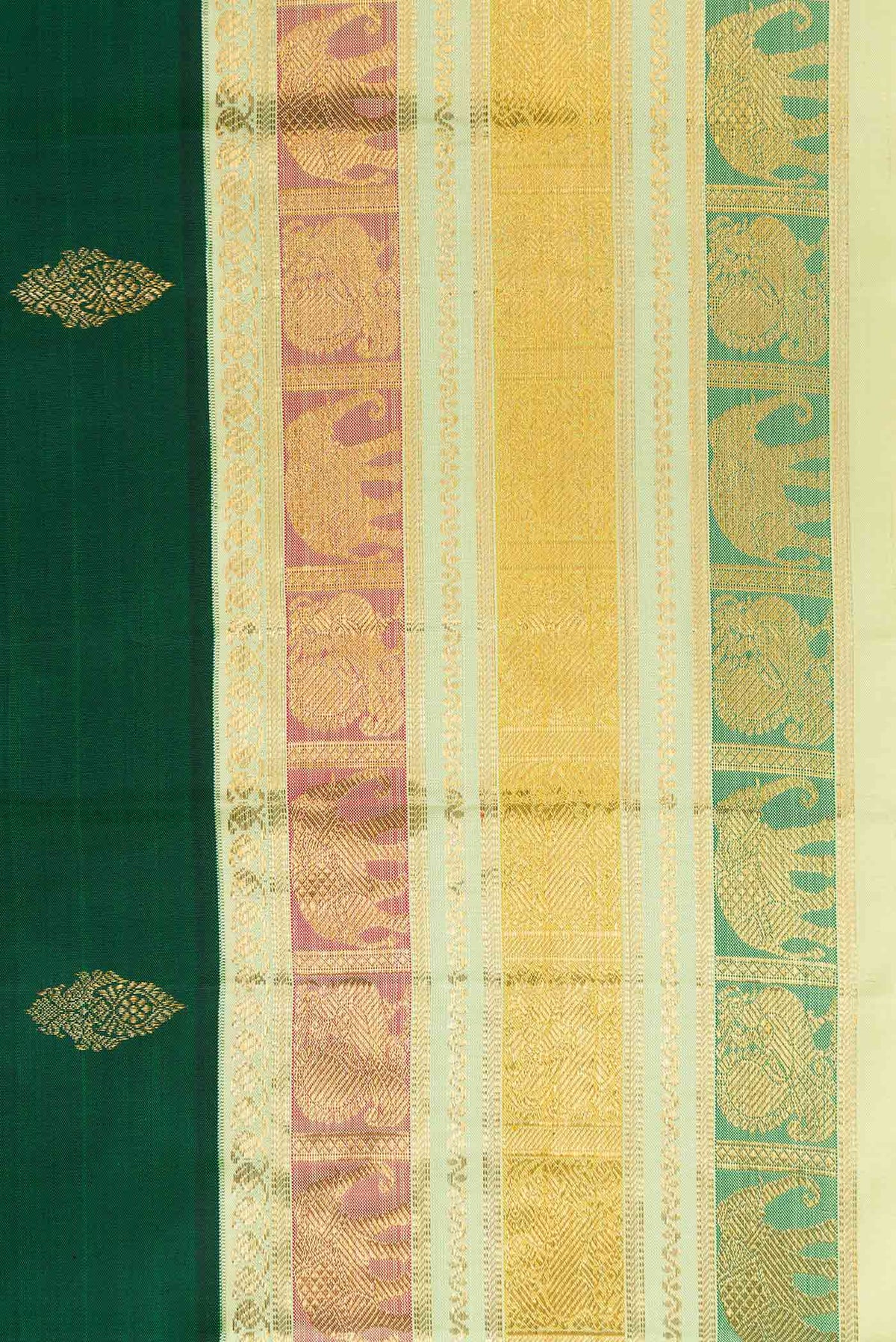 Border image of Pure Silk Pure Zari Bottle Green Dual Tone Kanchipuram Saree with Zari Butta on the body and Zari Border